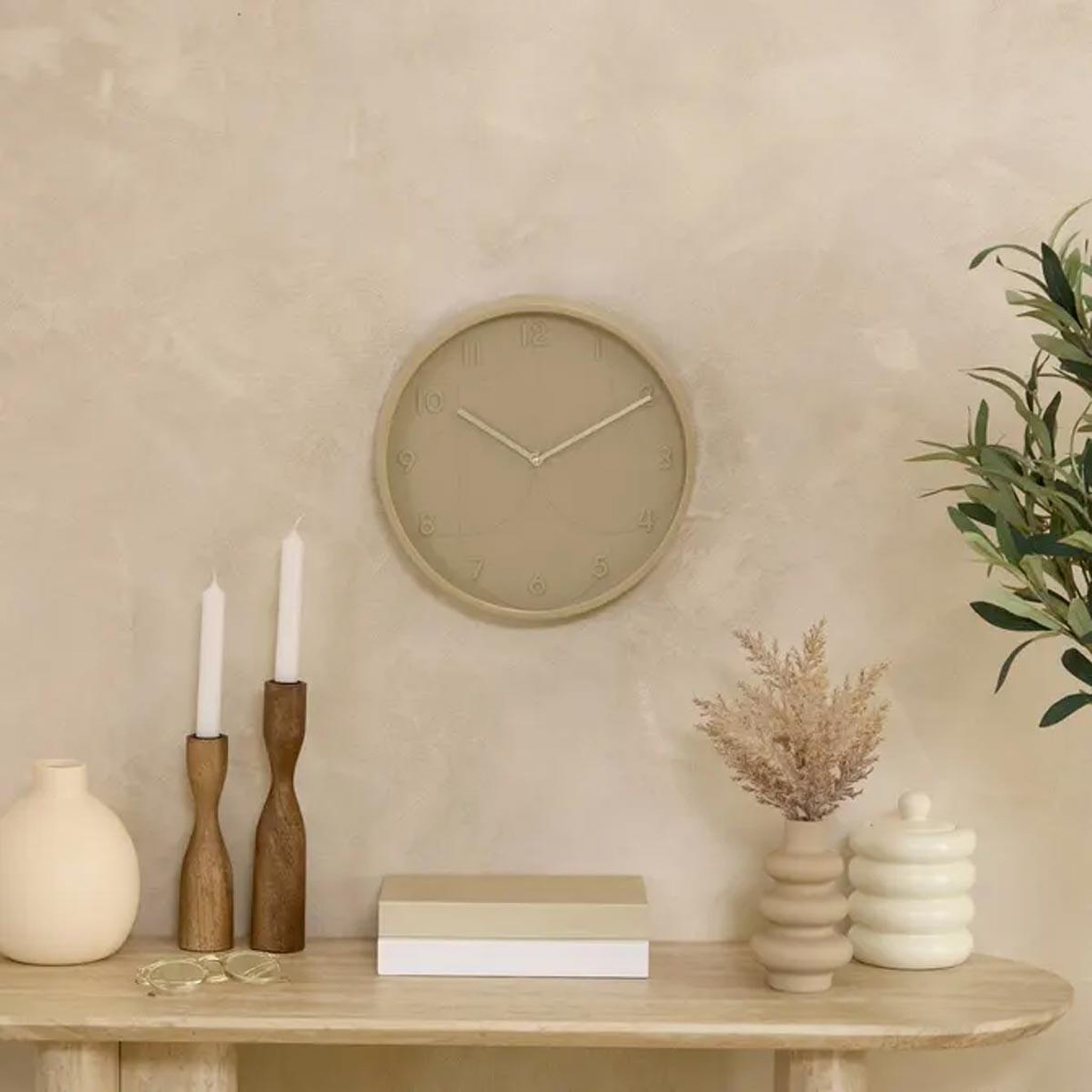 Voir la diapositive 4 : ATMOSPHERA Horloge murale 3d  samy  30cm sable