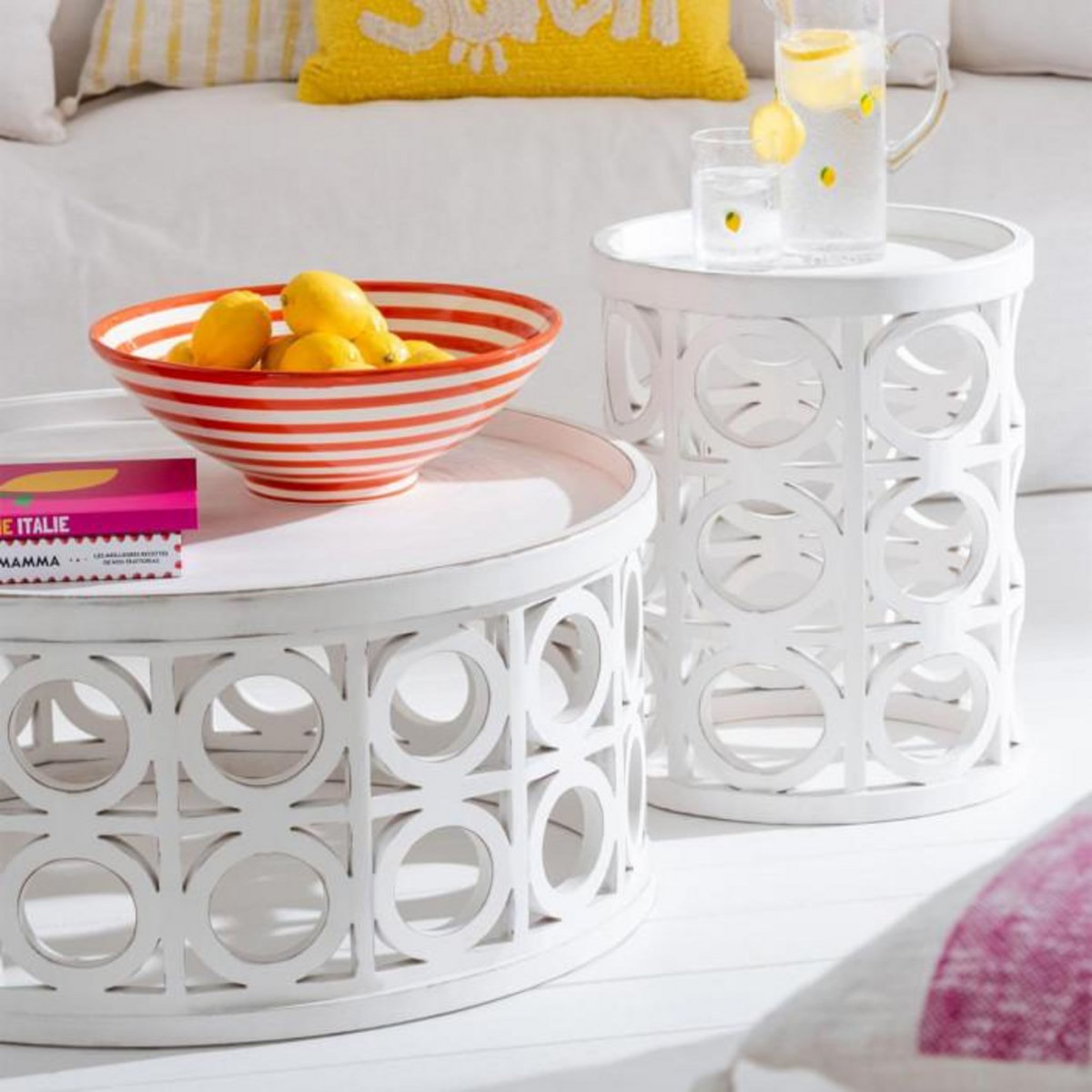 Paris Prix Table d'Appoint Sculptée  Charity  50cm Blanc