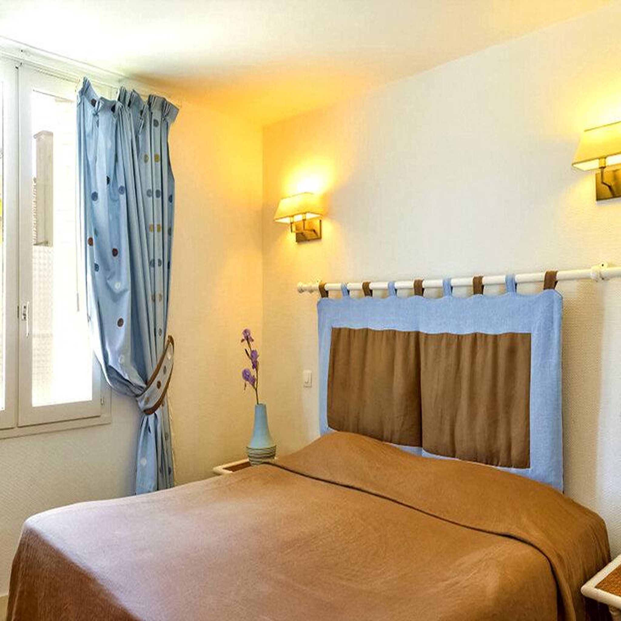 Voir la diapositive 2 : Smartbox 2 jours en auberge avec dîner et espace bien-être près de blois - coffret cadeau séjour