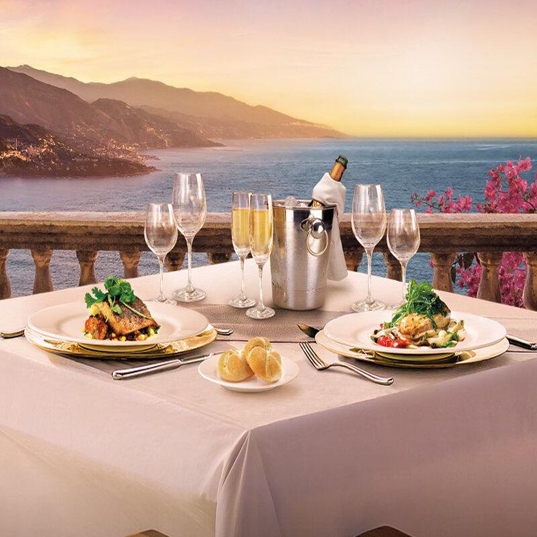 Voir la diapositive 4 : Smartbox Dîner romantique - Coffret Cadeau Gastronomie