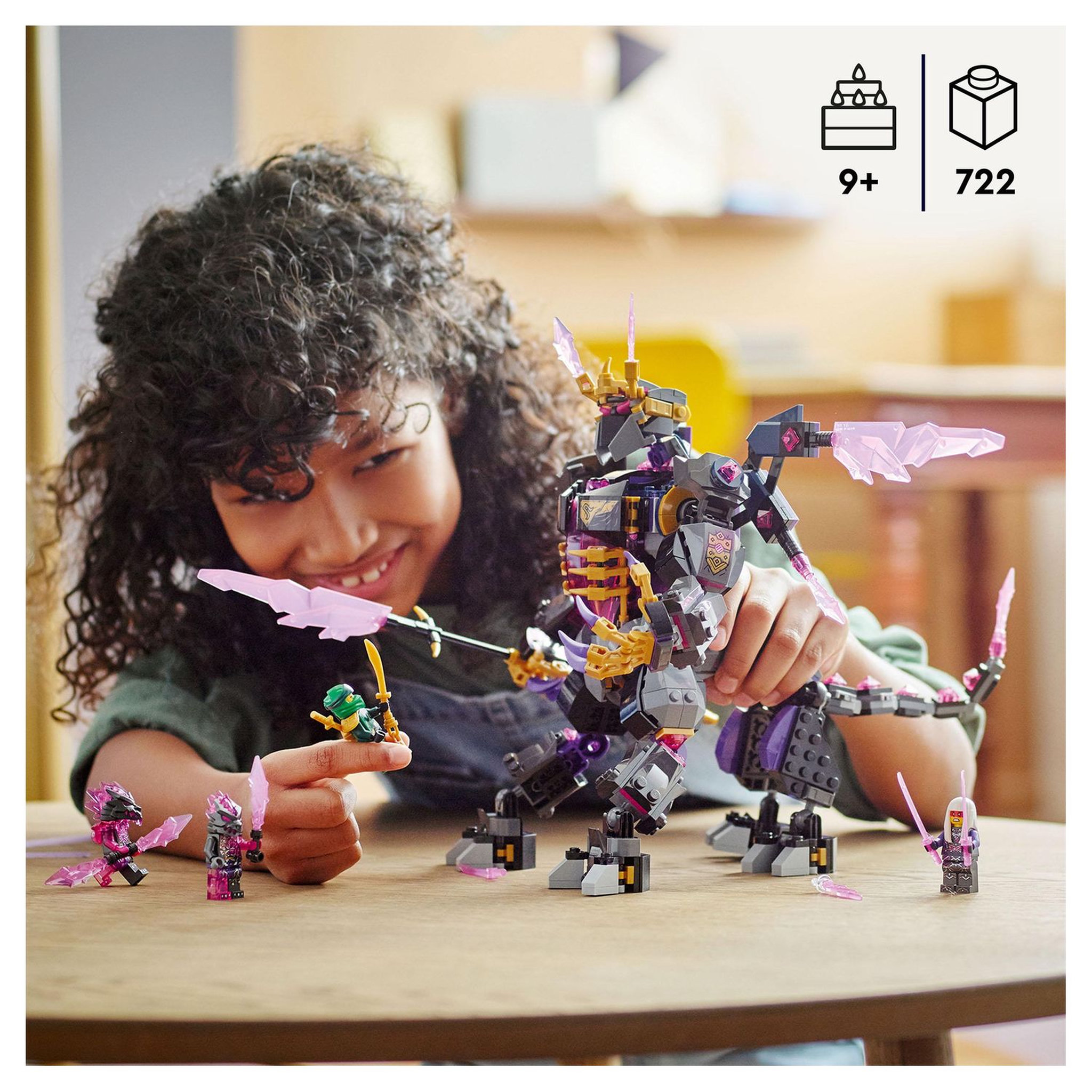 Voir la diapositive 8 : LEGO Ninjago 71772 Le Roi de Cristal, Ensemble avec Figurines, dont Lloyd, pour Enfants
