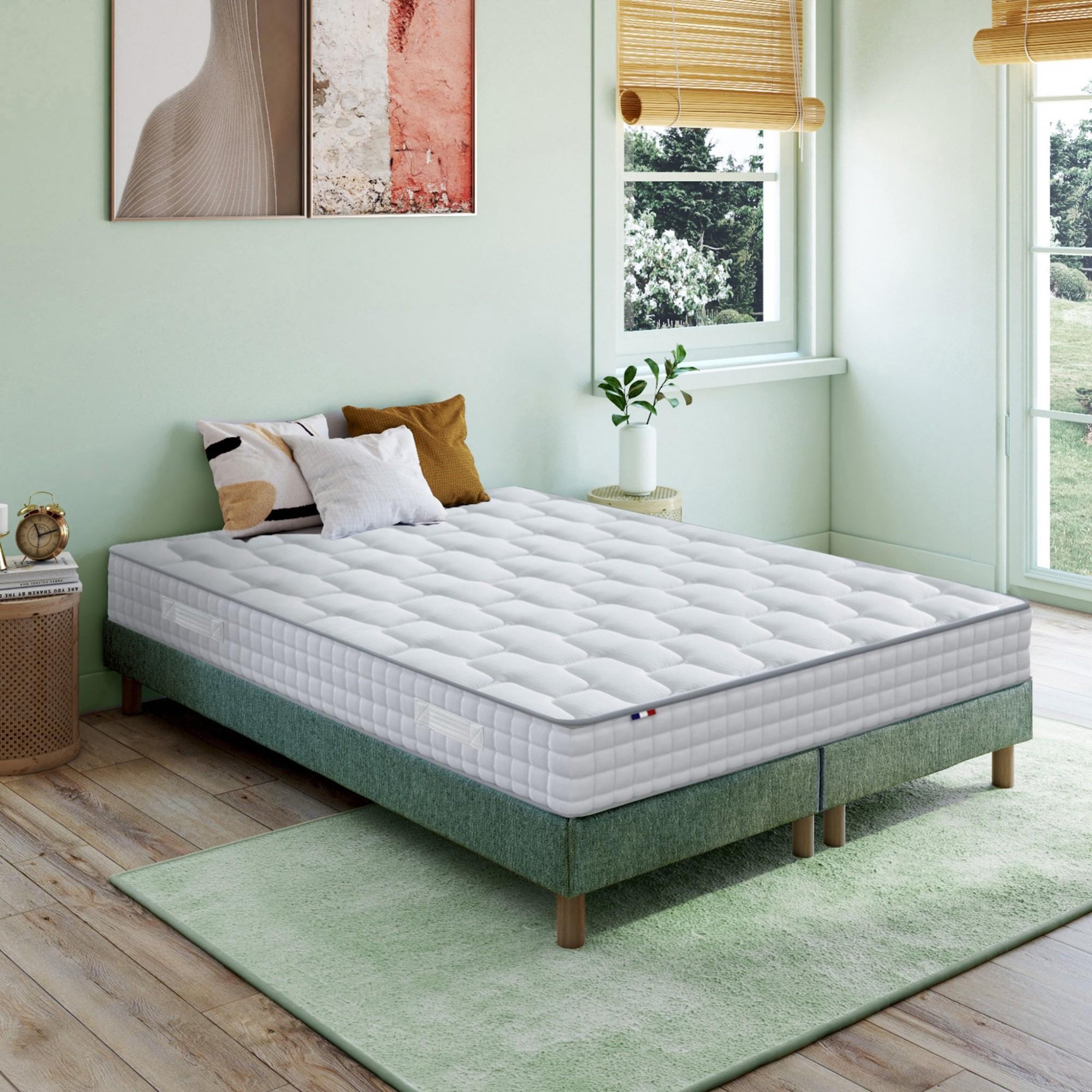 Voir la diapositive 1 : IDLITERIE Ensemble literie : matelas à ressorts ODYSSEE et mémoire de forme avec sommier - Qualité française