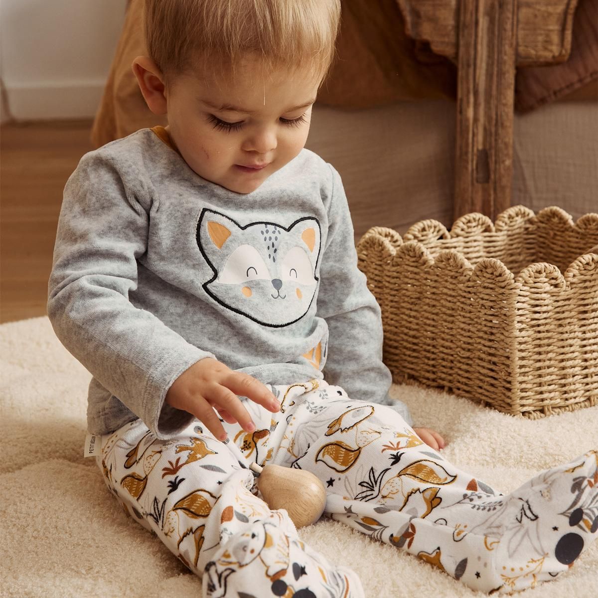 Petit Béguin Pyjama bébé 2 pièces en velours avec pieds Petit Loup