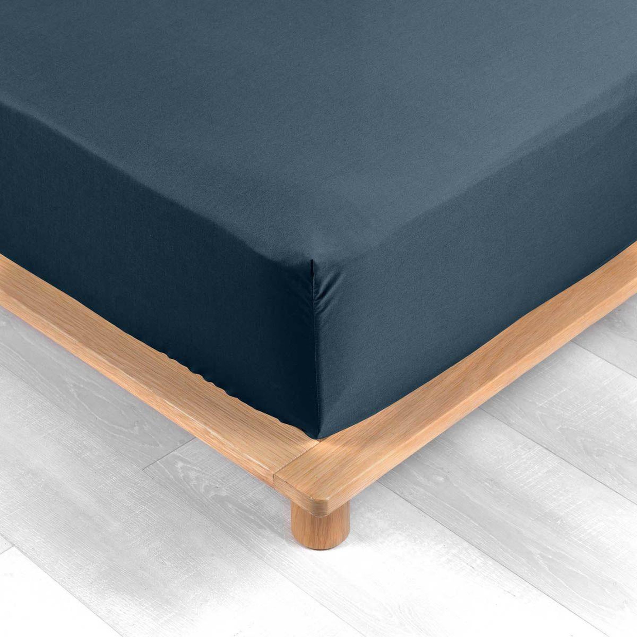 Voir la diapositive 2 : Douceur d'Intérieur Drap housse  percaline  140x190cm bleu nuit