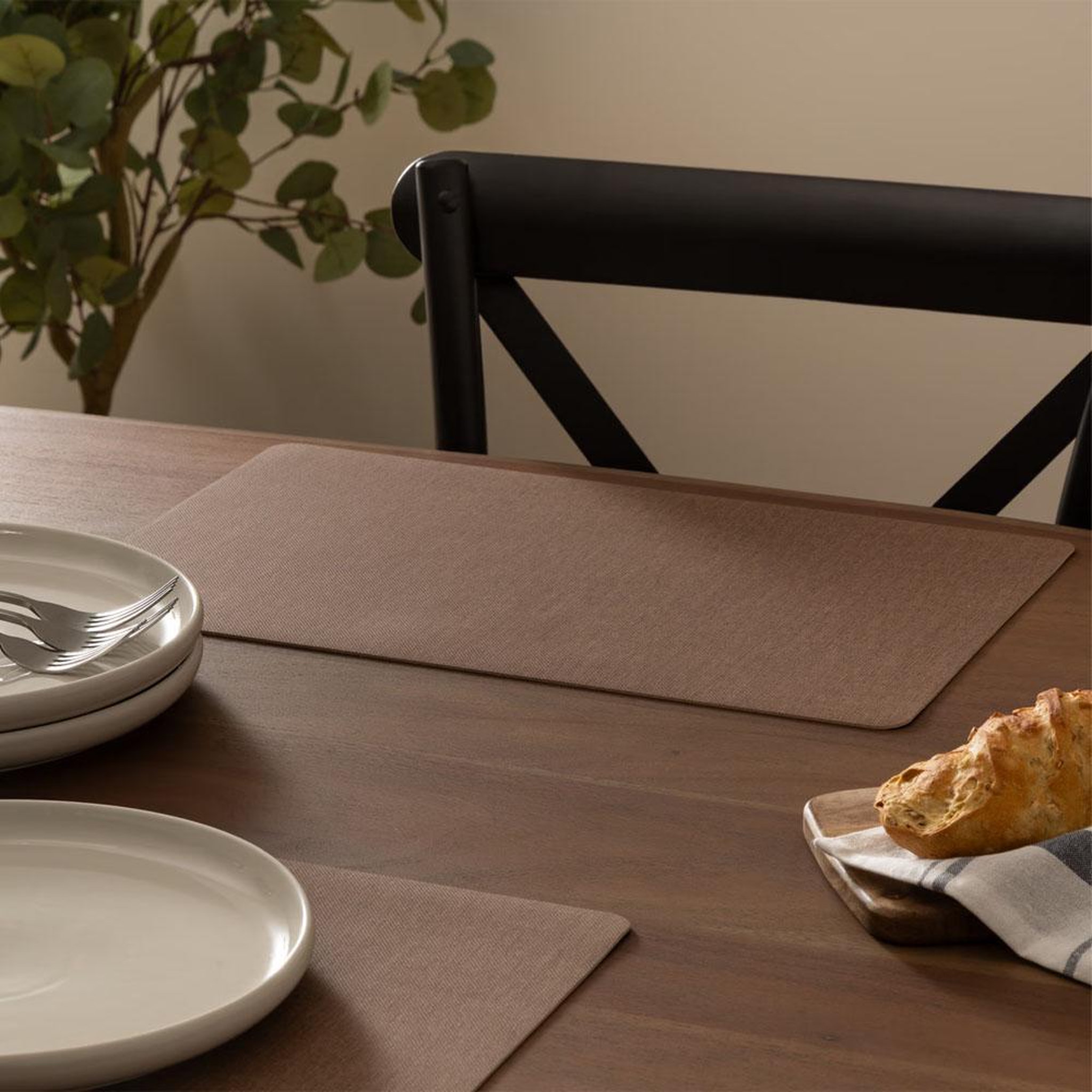 Voir la diapositive 3 : ATMOSPHERA Set Table Marron Atmosphera 45x30 Axel