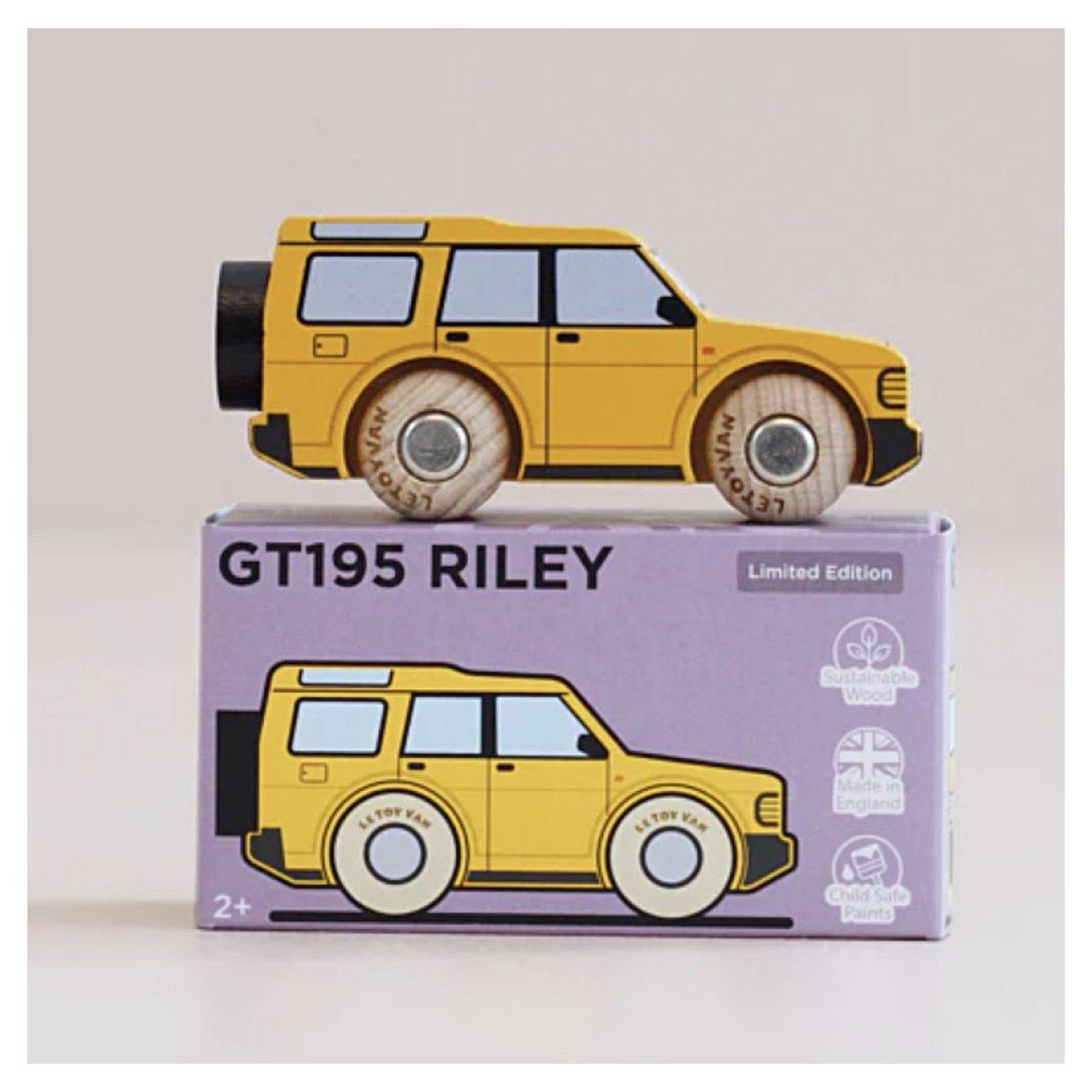 Voir la diapositive 2 : Le Toy Van Vehicules en bois - Riley N 35