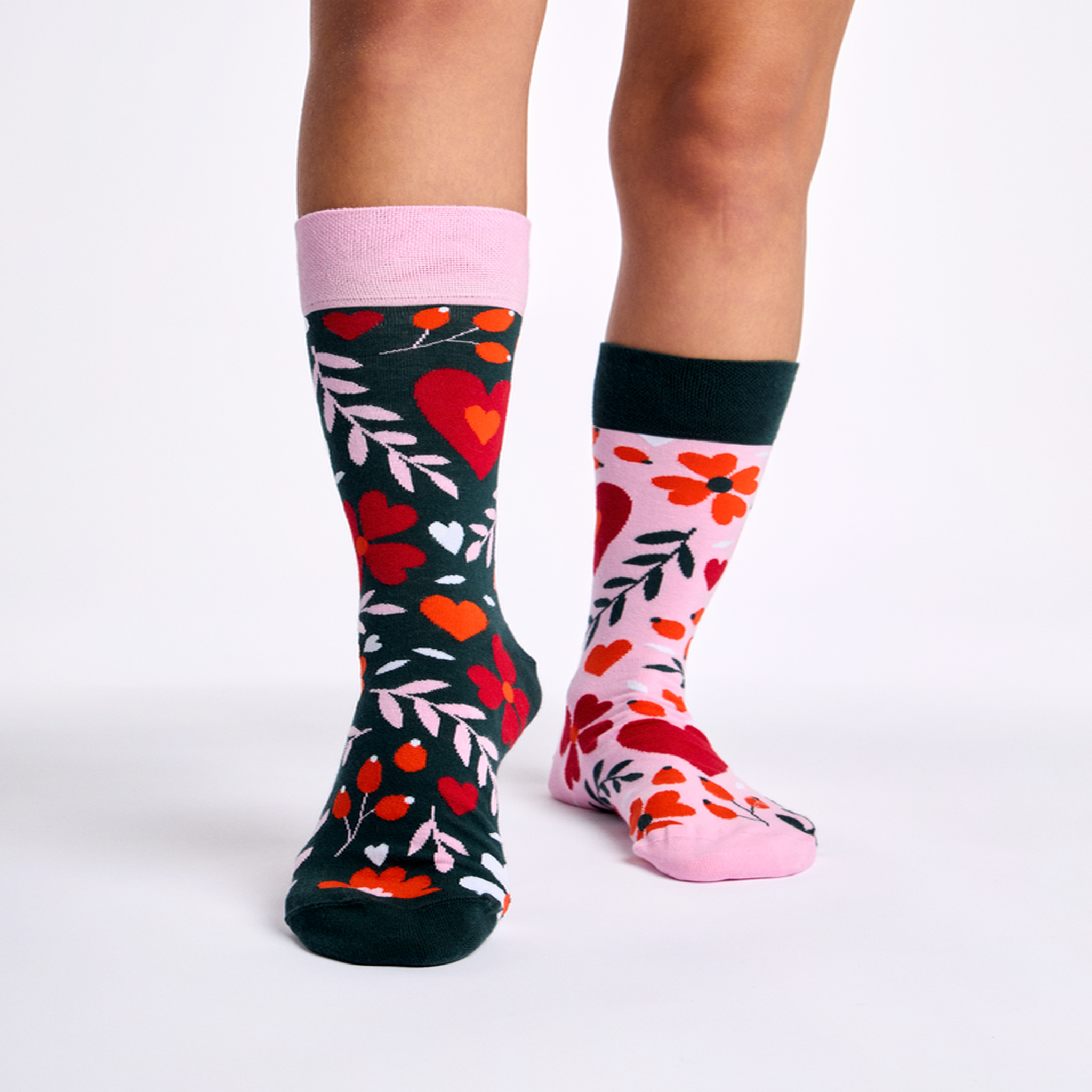 Voir la diapositive 3 : DEDOLES Chaussettes amour floral