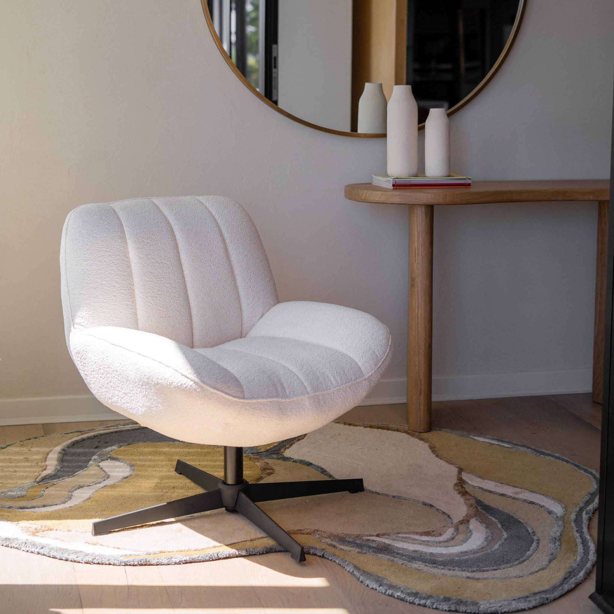 Voir la diapositive 5 : MAISON PAVANE Fauteuil pivotant en tissu bouclé blanc cassé-Elvis