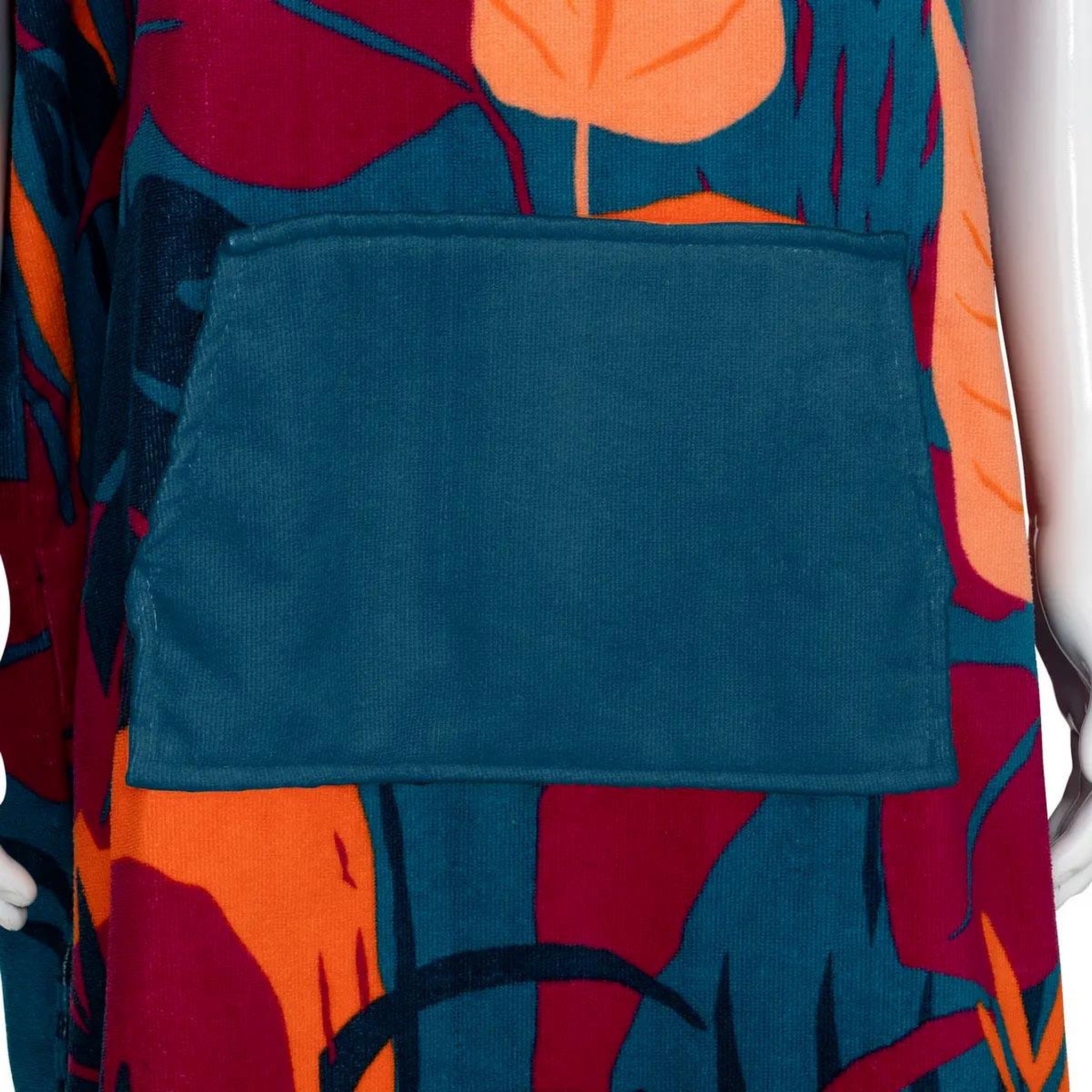 Voir la diapositive 5 : ATMOSPHERA Poncho de plage en microfibre  yucatan  80x100cm multicolore