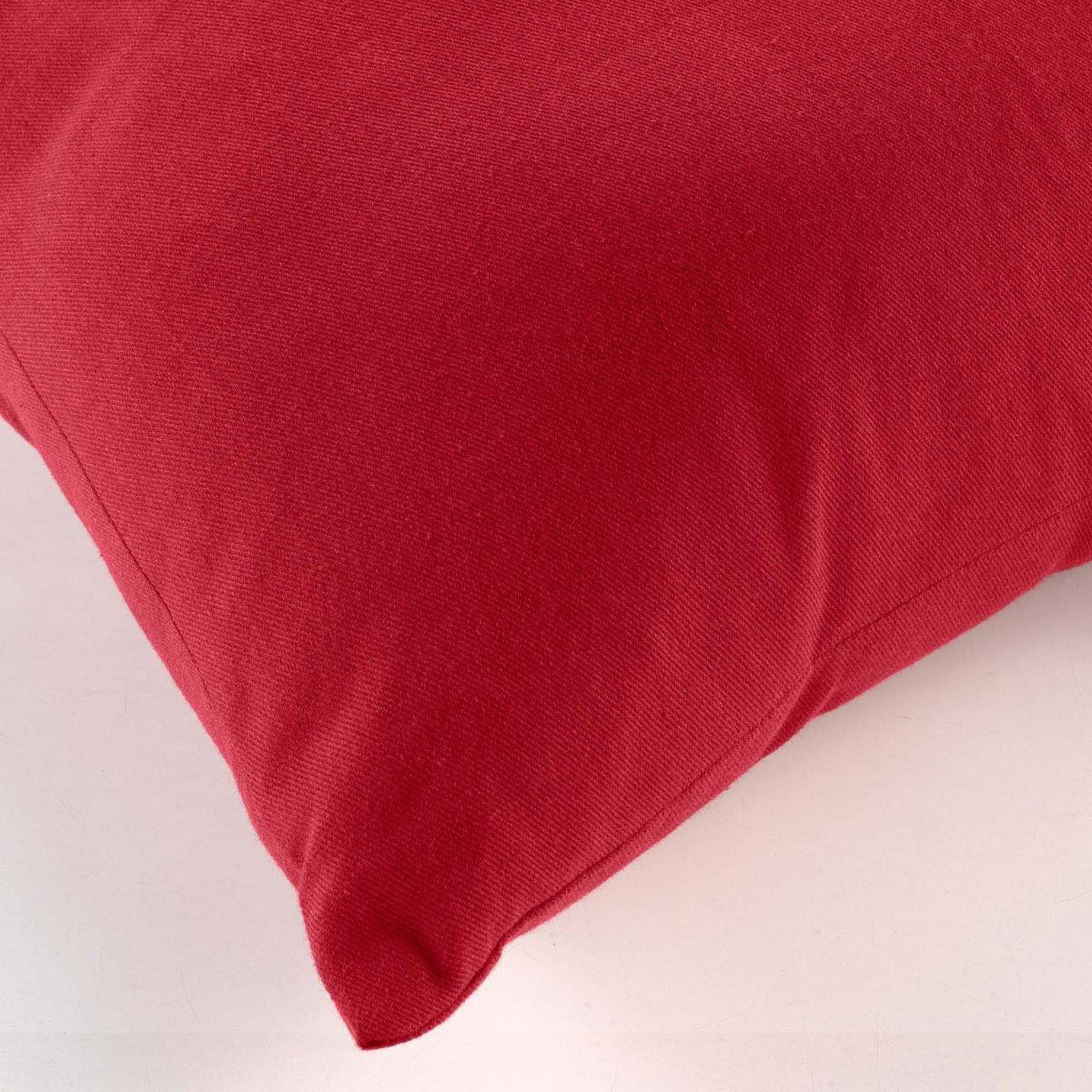 Voir la diapositive 2 : Douceur d'Intérieur Coussin déco  twily  45x45cm rouge