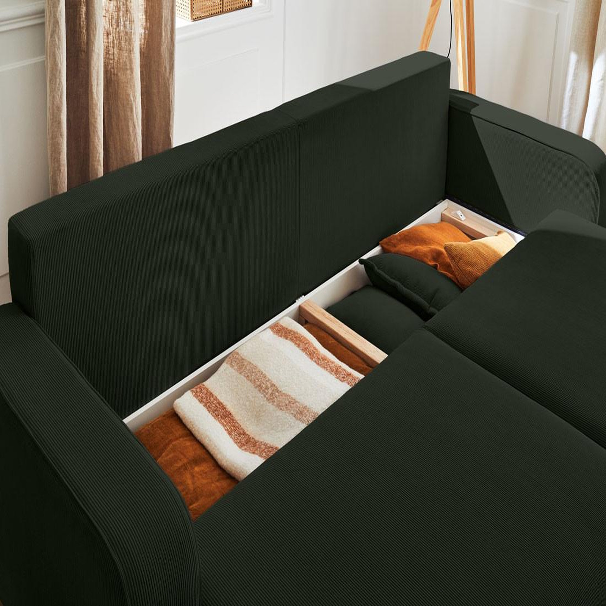 Voir la diapositive 3 : BEST MOBILIER Albane - canapé 3 places - convertible avec coffre - en velours côtelé