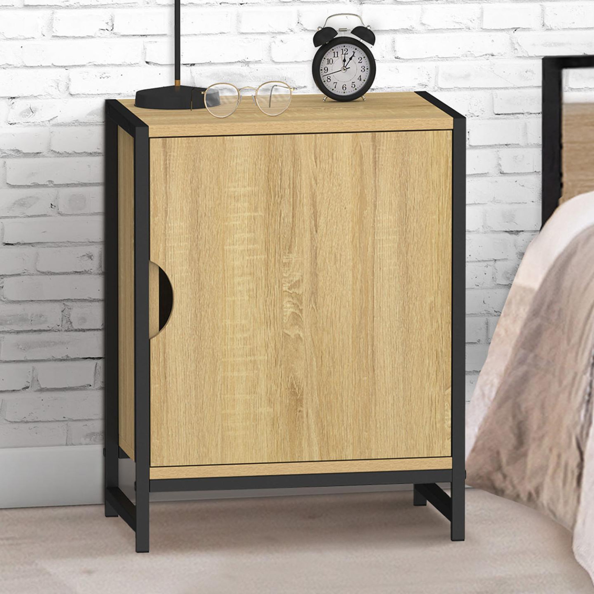 Voir la diapositive 2 : ID MARKET Lot de 2 tables de chevet detroit 1 porte design industriel