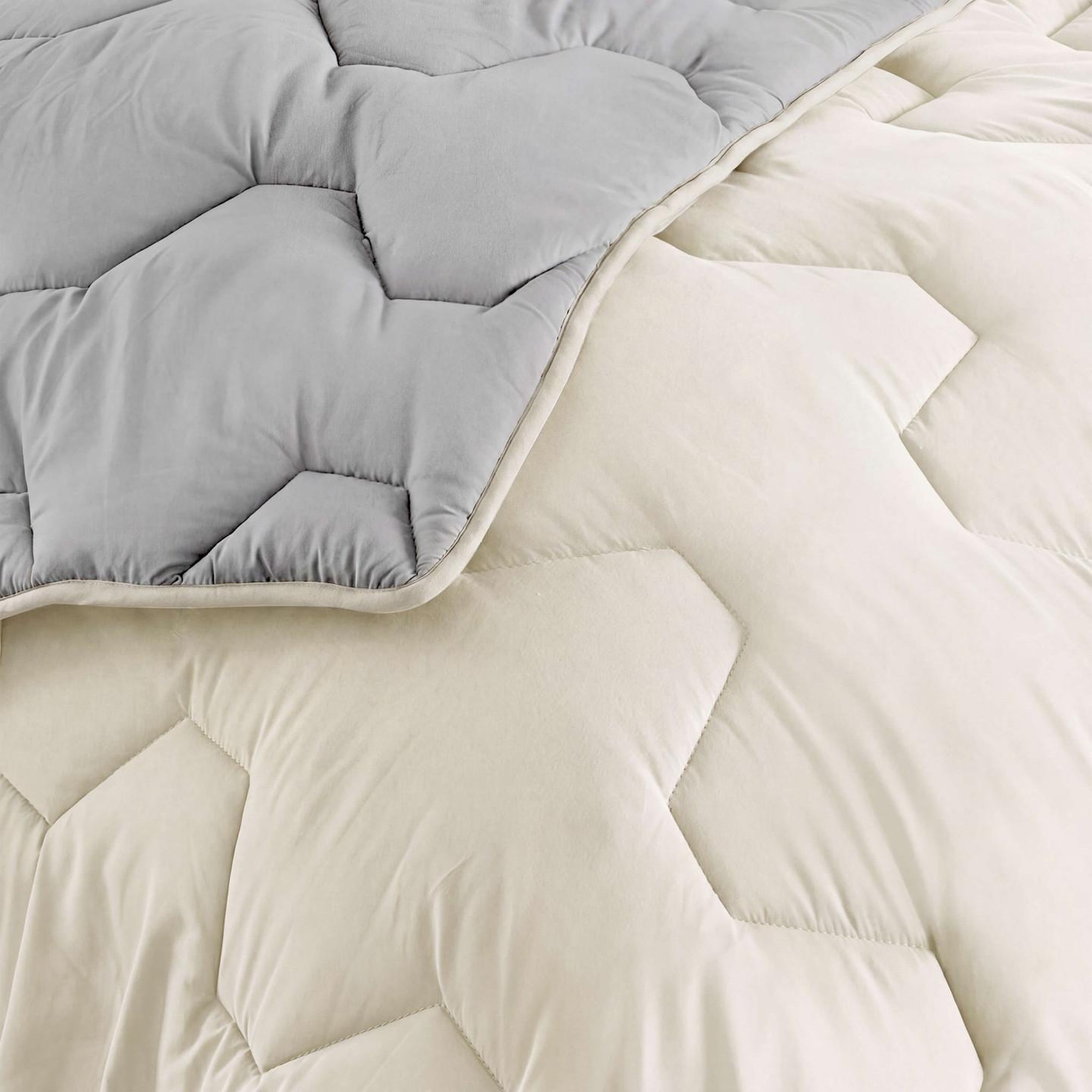 Voir la diapositive 5 : ID MARKET Couette 140x200 cm abby bicolore gris clair et beige 300 gr
