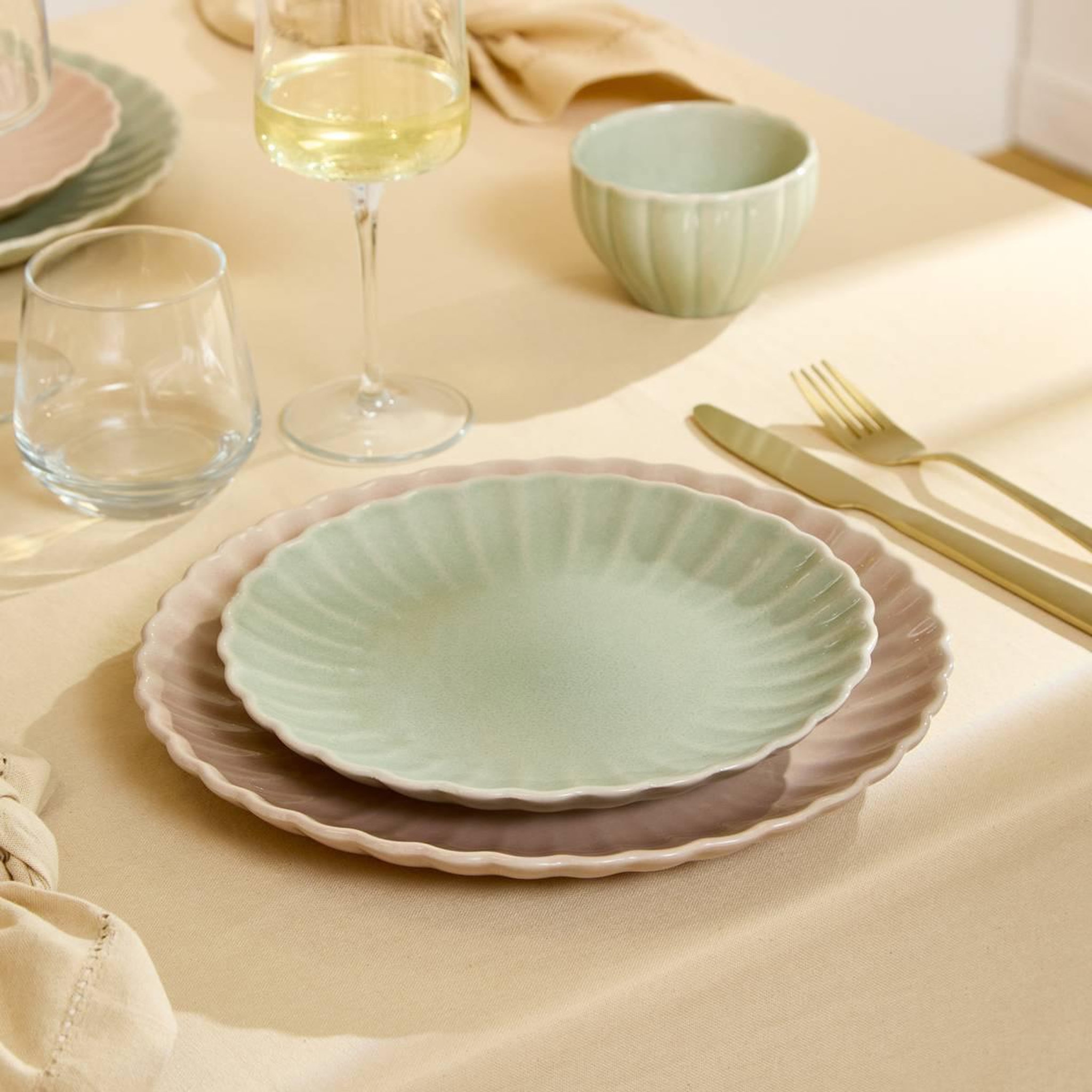 Voir la diapositive 3 : SECRET DE GOURMET Lot de 6 assiettes à dessert  romy  21cm vert