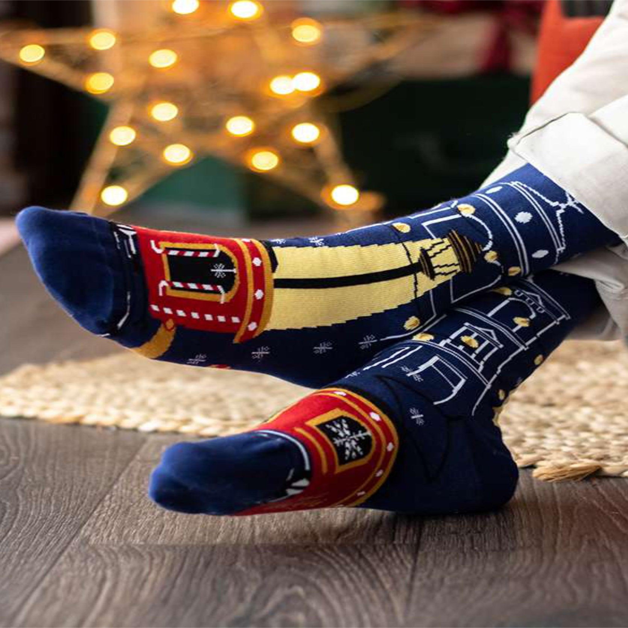 Voir la diapositive 4 : PIRIN HILL Chaussettes arty tramway de nuit
