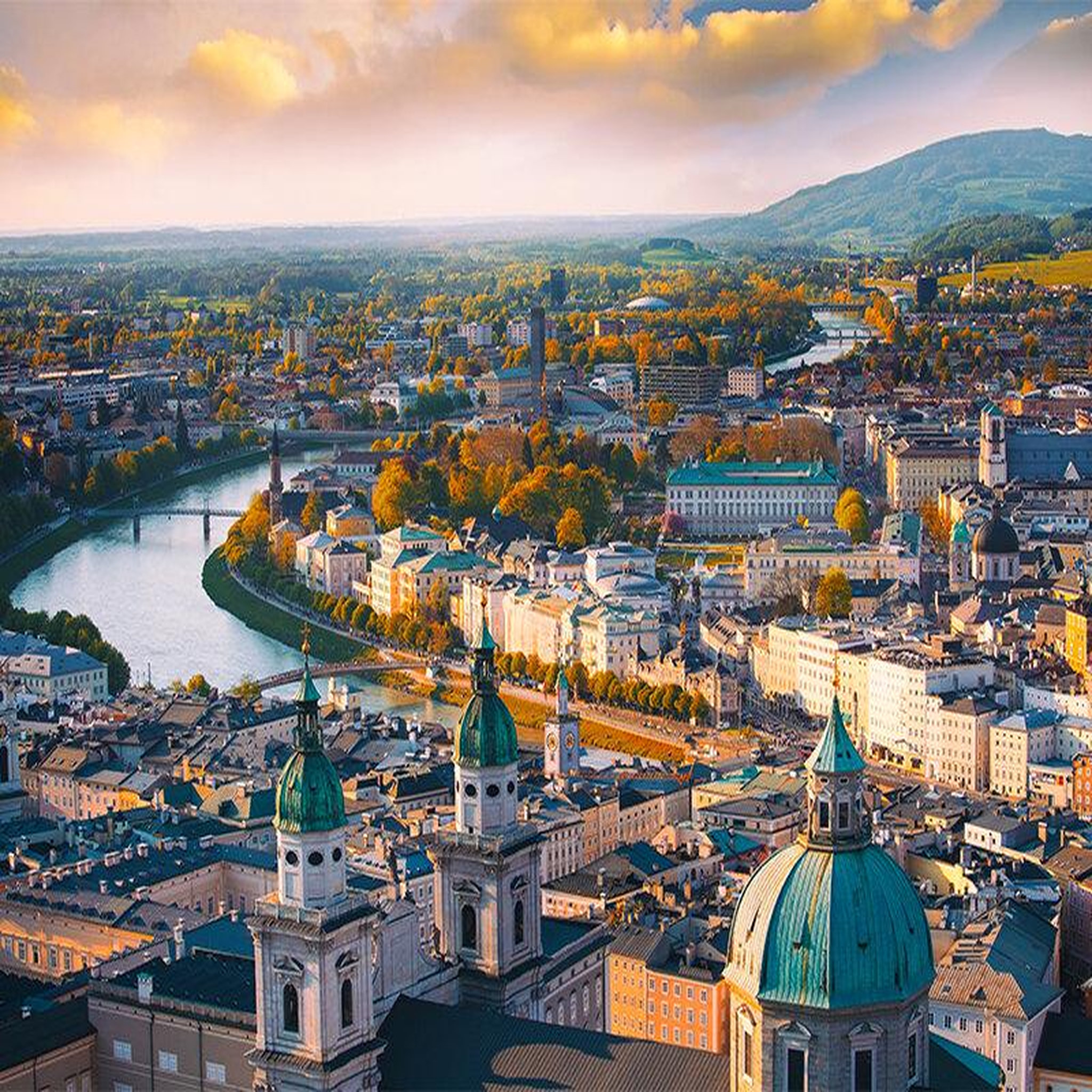 Voir la diapositive 2 : Smartbox 4 jours à vienne avec visite guidée du château de schönbrunn - coffret cadeau séjour