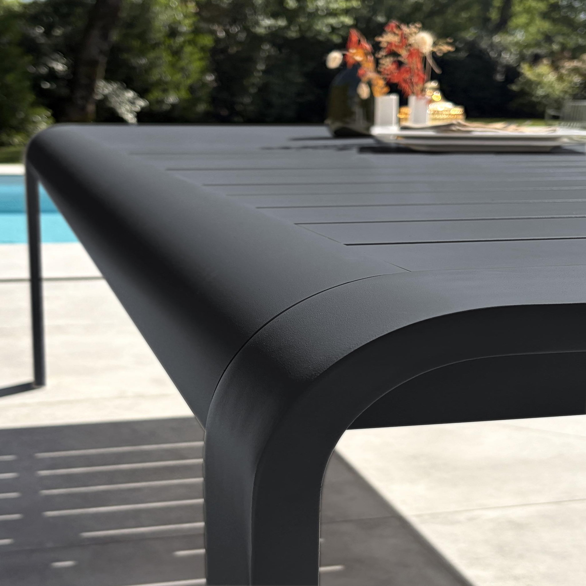Voir la diapositive 4 : DCB GARDEN Table de jardin en aluminium