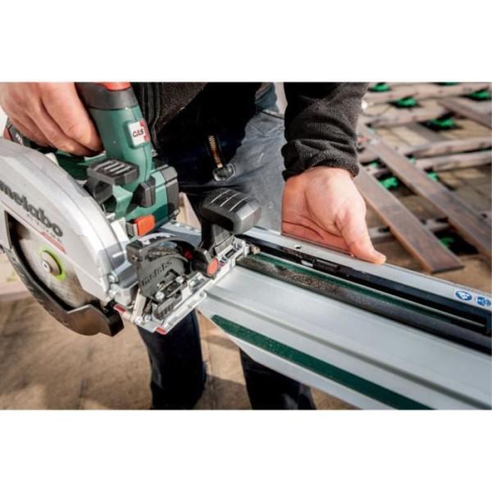 Voir la diapositive 3 : METABO Rail de guidage - metabo - kfs 44 - solution mobile et compacte - coupes en biais jusqu'a 60°