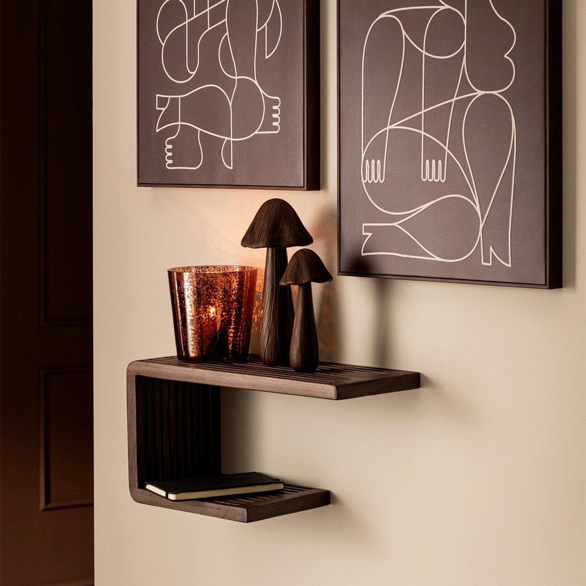 Voir la diapositive 4 : J-LINE Photophore design en verre  ember  16cm marron