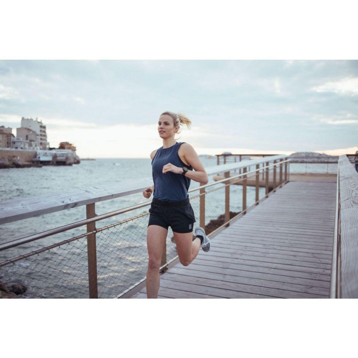 POLAR Montre sport Pacer Night Black S-L