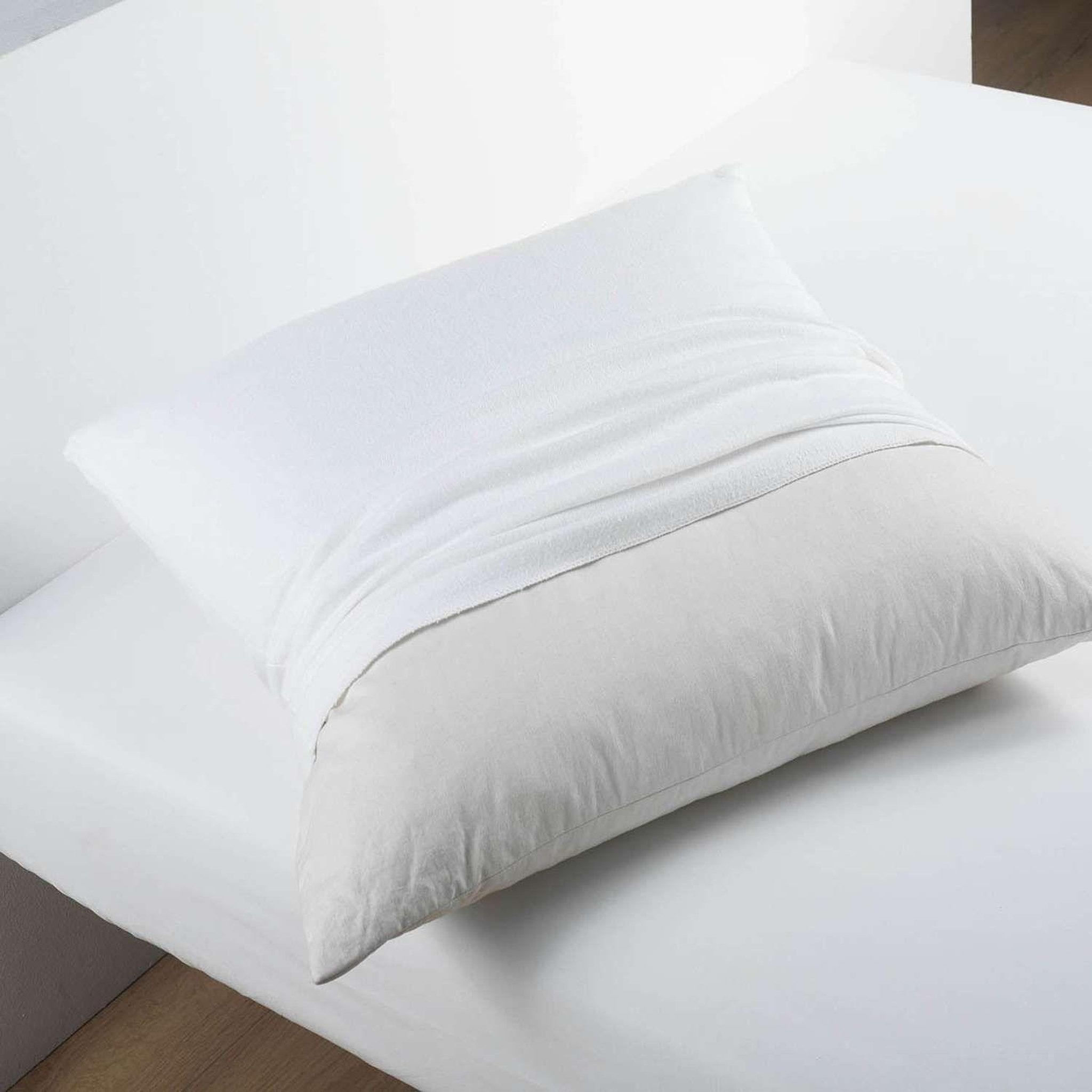 Voir la diapositive 2 : TOILINUX Lot de 2 - protège oreiller - molleton 100% coton - 65 x 65 cm - blanc