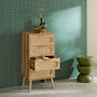 Voir la diapositive 4 : SWEEEK Commode chiffonnier effet bois et cannage 4 tiroirs naturel. poignée en métal doré - L 48 x P 39.5 x H 96 cm - Eva
