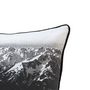 Voir la diapositive 3 : TOILINUX Coussin imprimé montagne Epicéa - 30 x 50 cm - Blanc