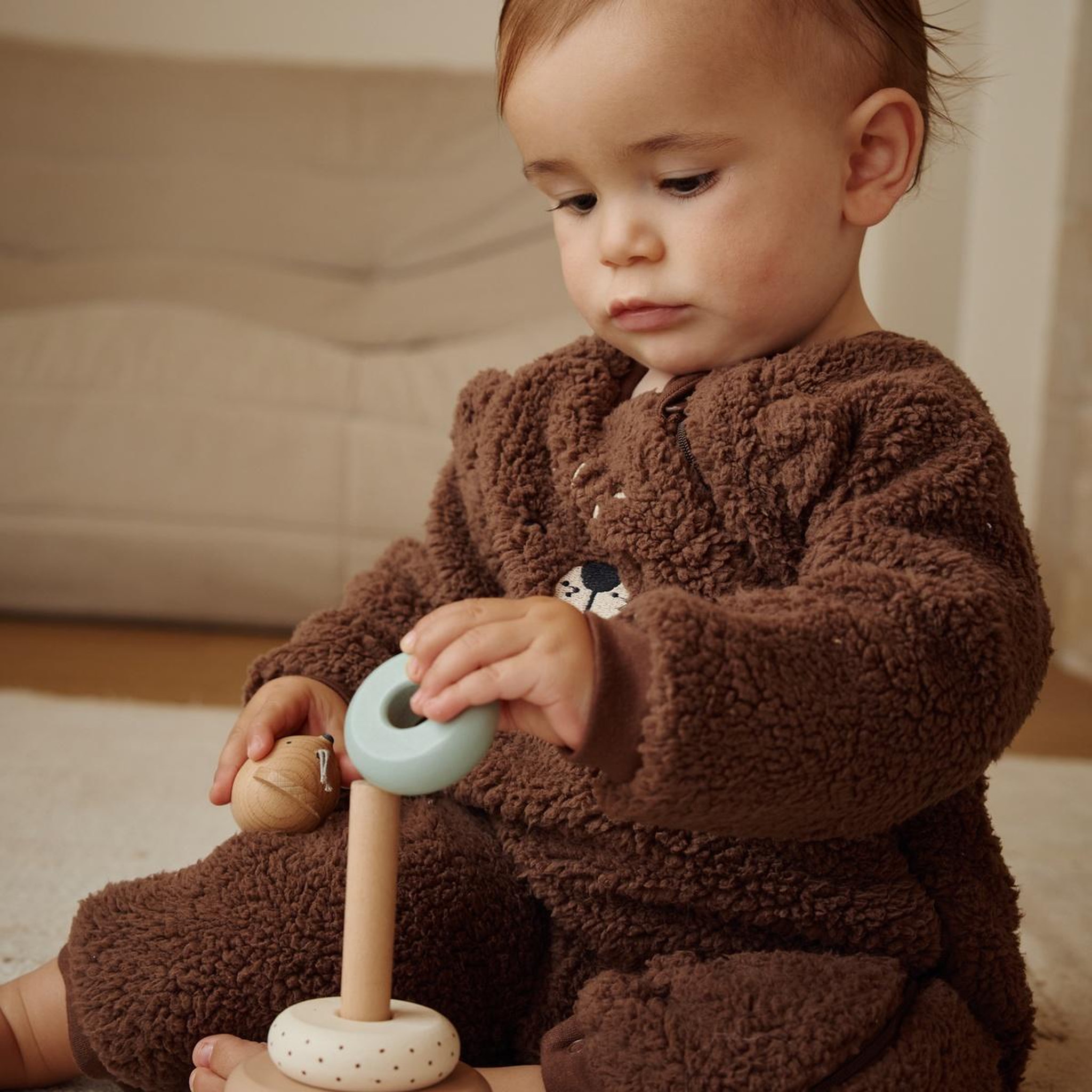 Voir la diapositive 5 : Petit Béguin Surpyjama bébé en sherpa cracotte