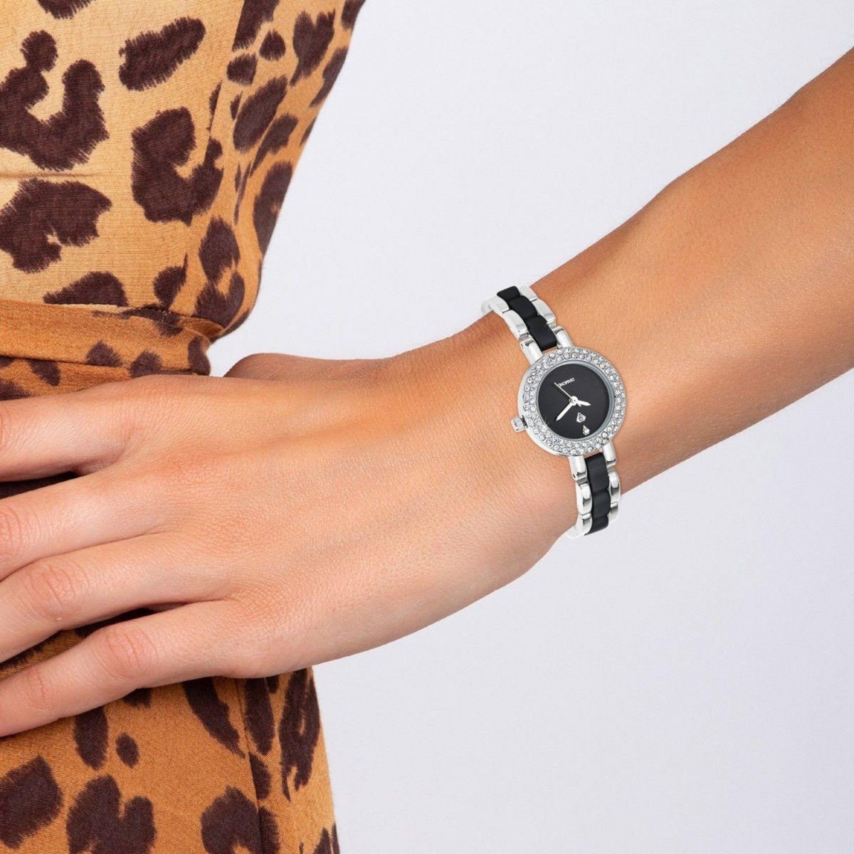 SC CRYSTAL Montre Cassandra élégante SC Crystal ornée d'un véritable diamant