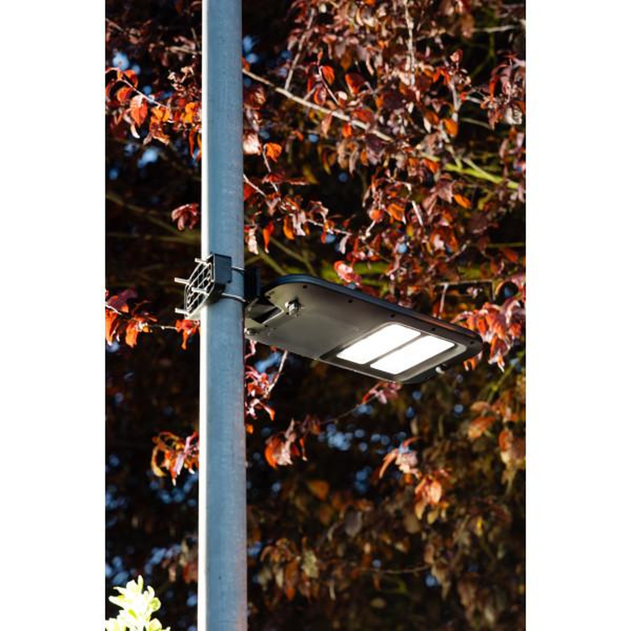 Voir la diapositive 3 : Galix Tete de lampadaire solaire - GALIX - G2614 - 2000 Lumens - Détecteur de présence