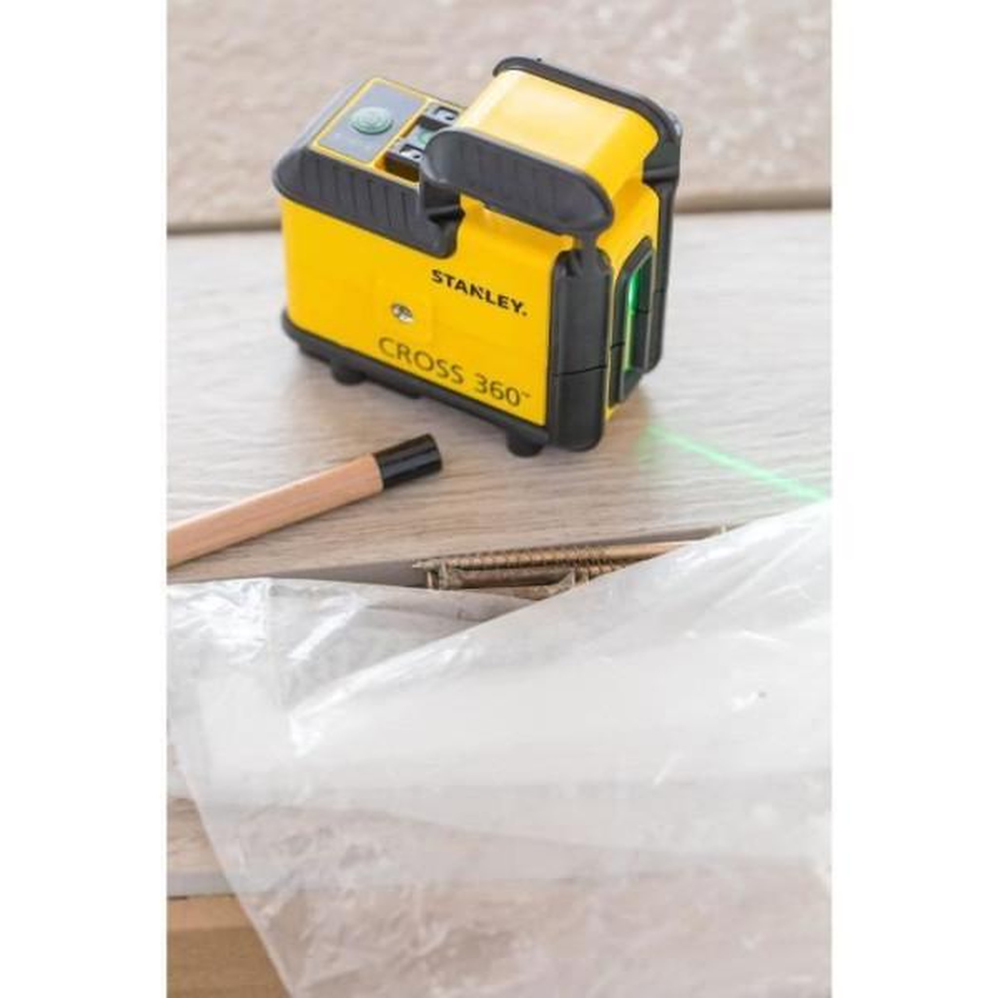 Voir la diapositive 6 : Stanley Niveau laser 360° cross360 - stanley - stht77594-1 - vert