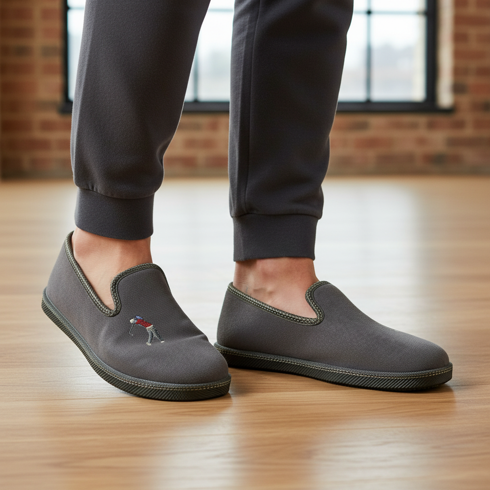Voir la diapositive 2 : OZABI Ozabi pantoufles charentaises homme fabriquées en espagne broderie fantaisie