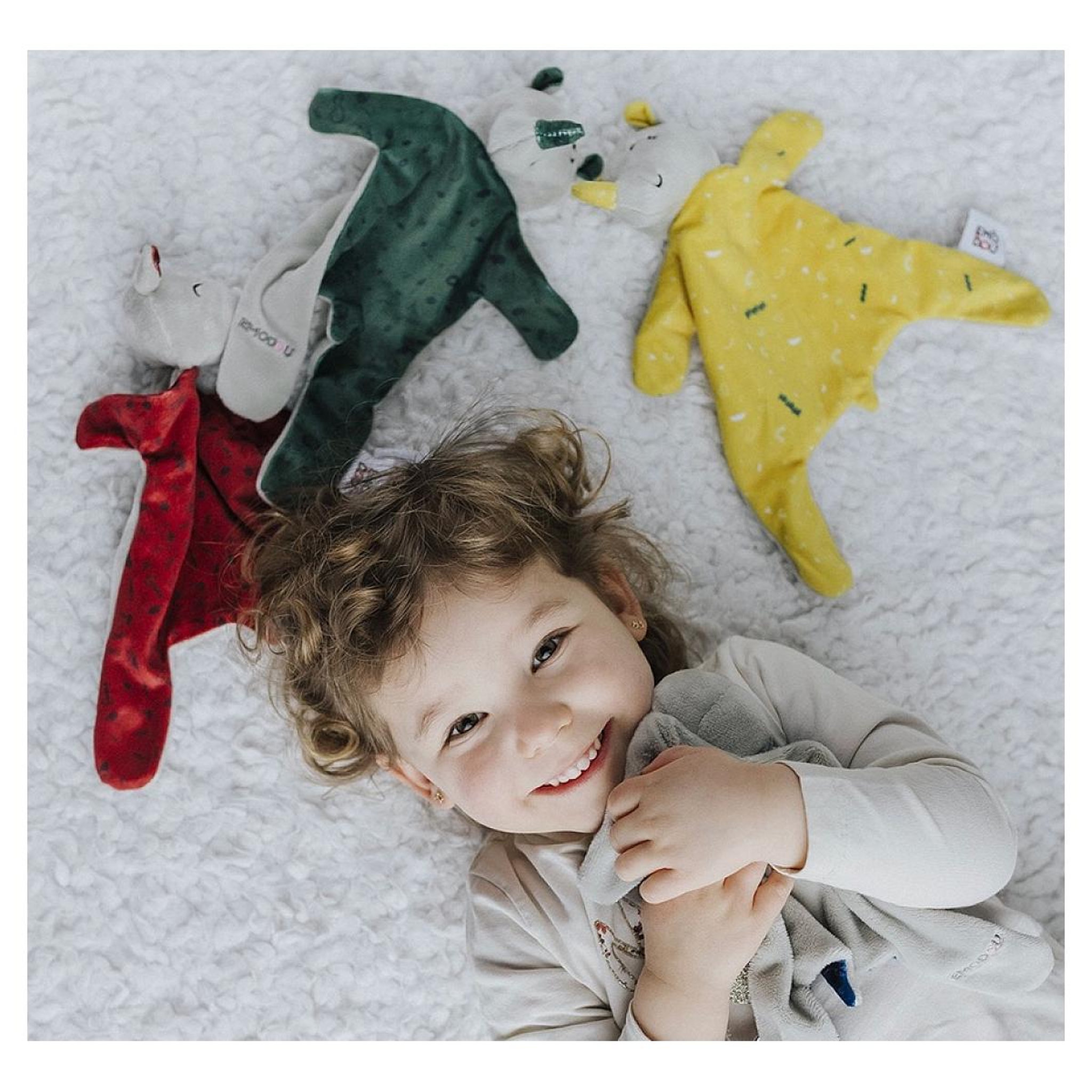 Voir la diapositive 4 : EMODOU Coffret Doudou Les Emotions