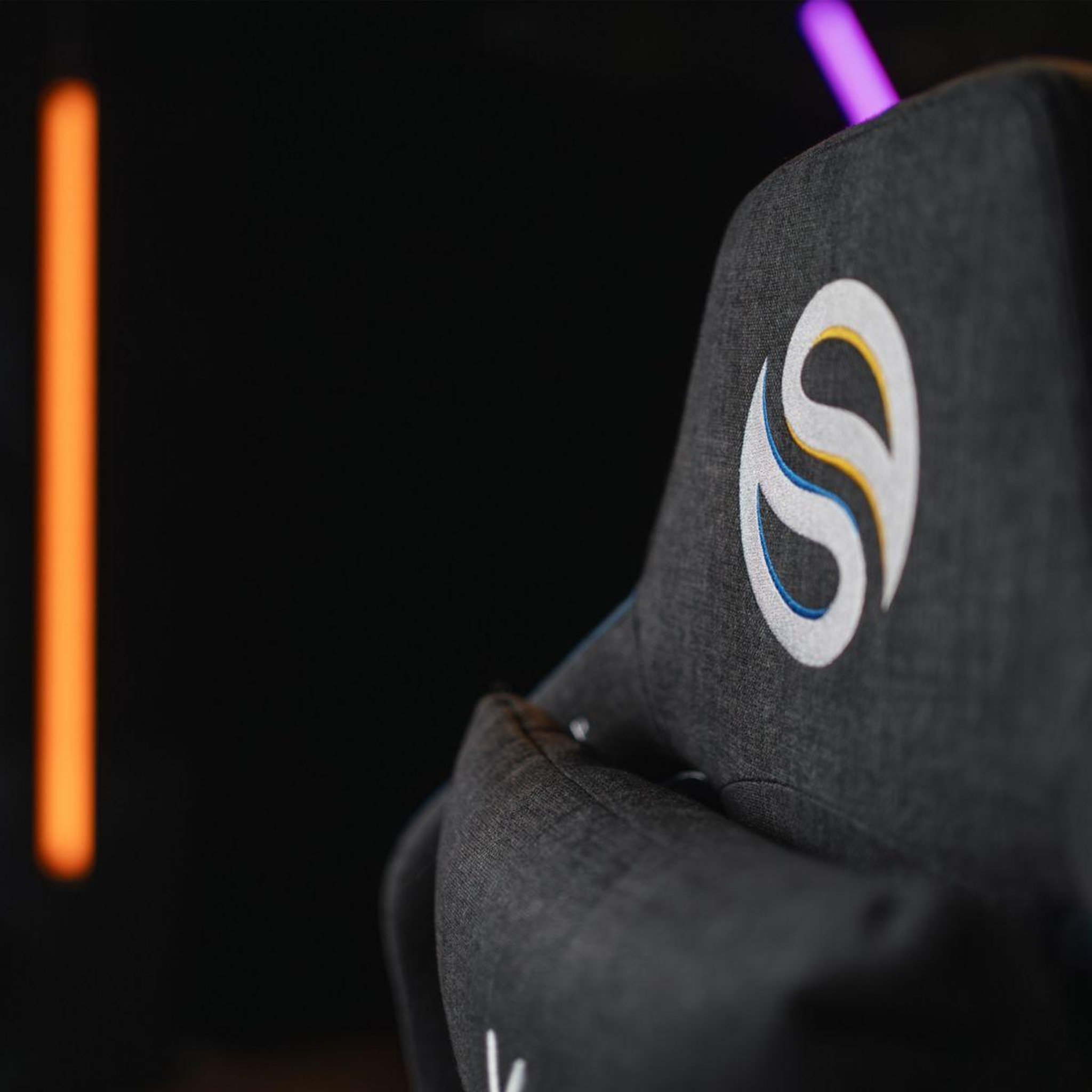 Voir la diapositive 4 : SKILLKORP Chaise gaming solary