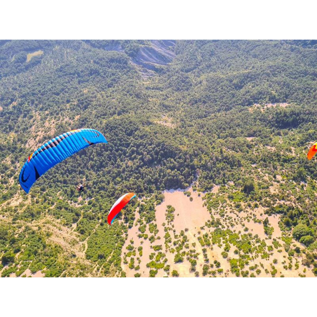 Smartbox Vol en parapente de 20 min dans le Verdon - Coffret Cadeau Sport & Aventure