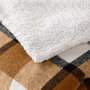 Voir la diapositive 2 : Paris Prix Plaid Tartan Sherpa  Ecossais  125x150cm Camel
