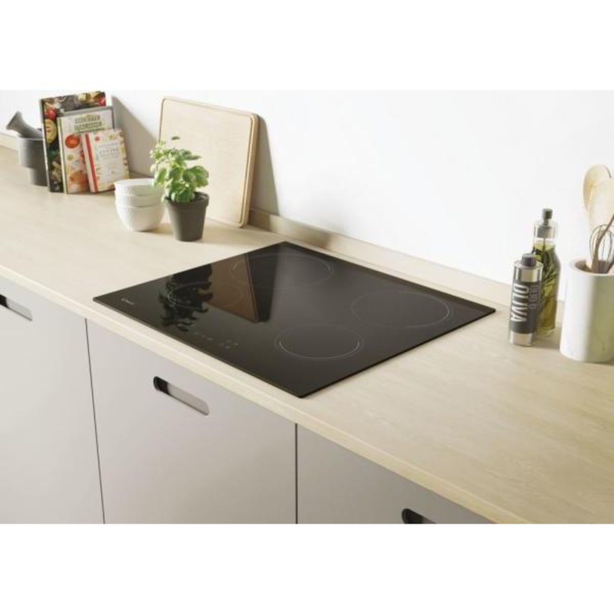 Voir la diapositive 5 : Candy Plaque de Cuisson - Vitroceramique  CANDY CH64CCB - 4 foyers - L 56 x P 49 cm - Revetement verre noir