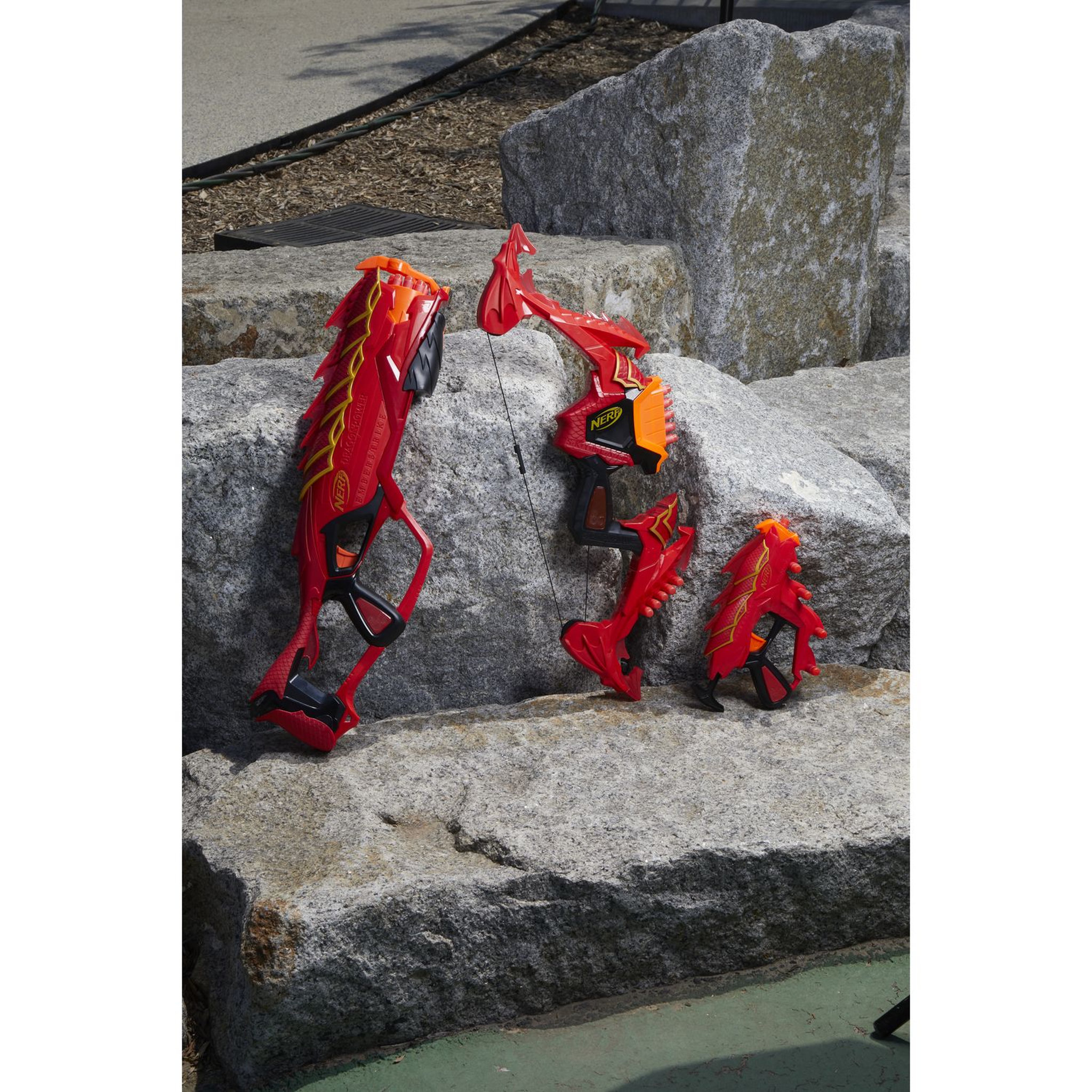 Voir la diapositive 5 : HASBRO Nerf Dragon Power Emberstrike 