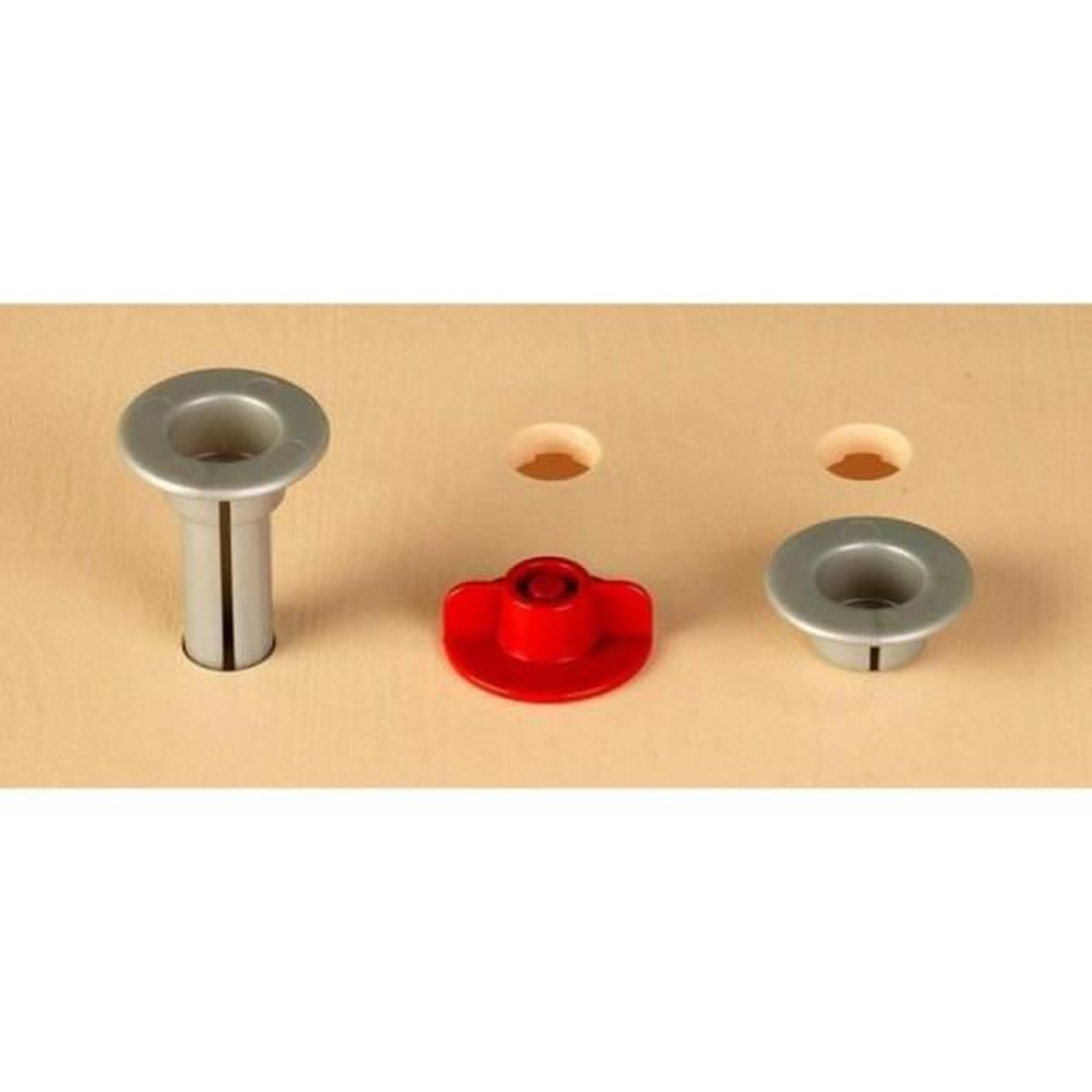 Voir la diapositive 4 : Klein BOSCH - Etabli Work-Shop Enfant - 82 Accessoires