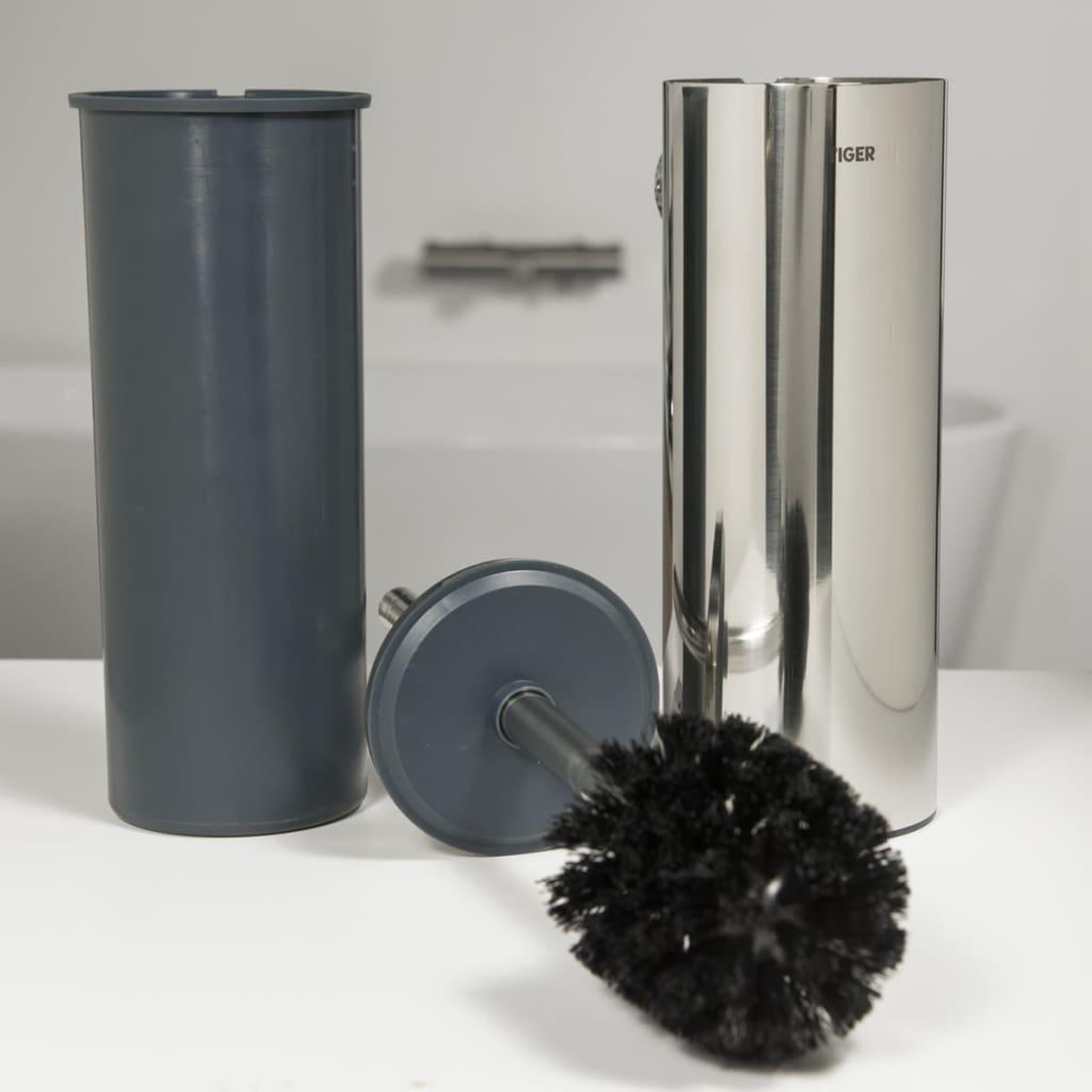 Voir la diapositive 3 : TIGER Tiger Brosse et porte-brosse de toilette Boston Chrome 309930346