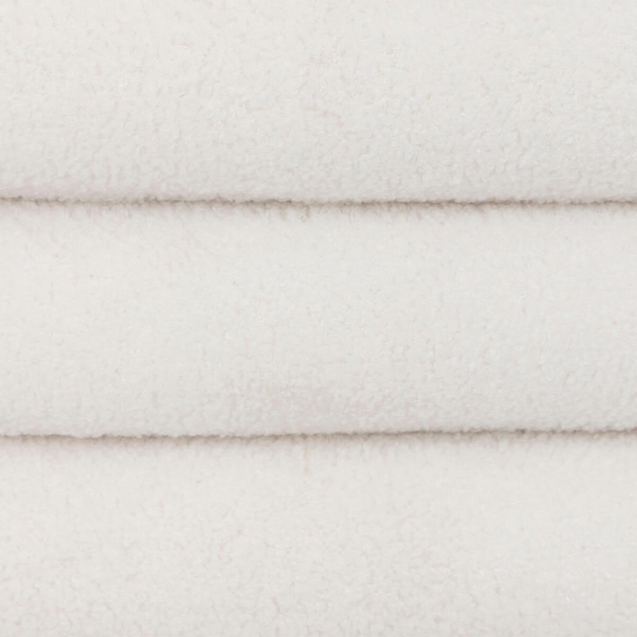 Voir la diapositive 4 : ATMOSPHERA Pouf coffre bouclette  giulia  59cm blanc