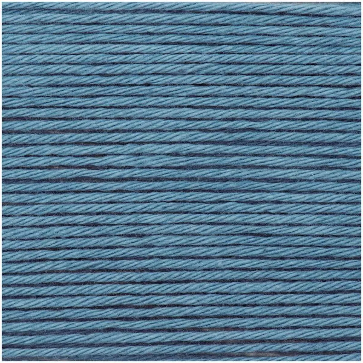 RICO DESIGN Pelote de coton - Bleu Jean - 57,5 m