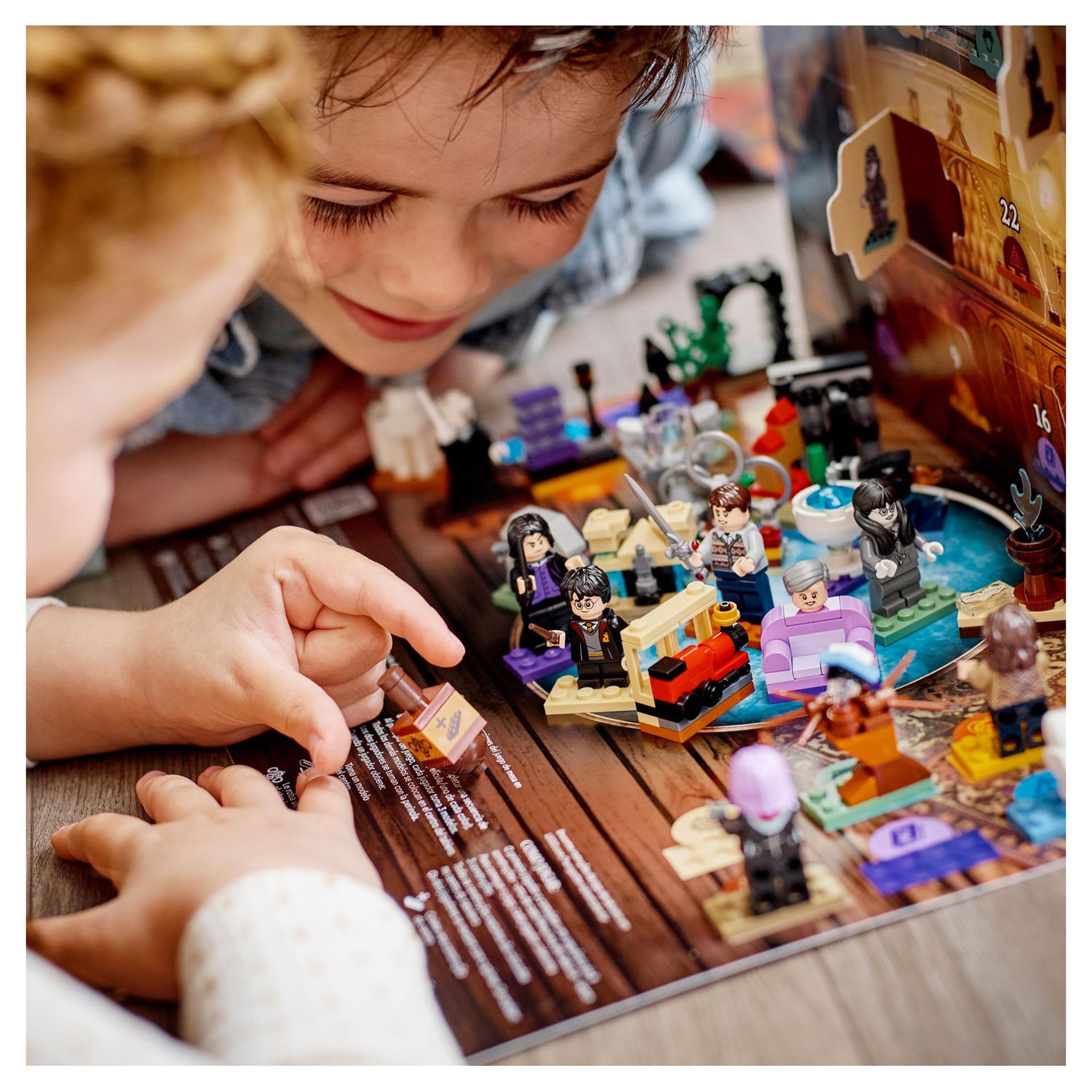 Voir la diapositive 8 : LEGO Harry Potter Calendrier de l'avent 
