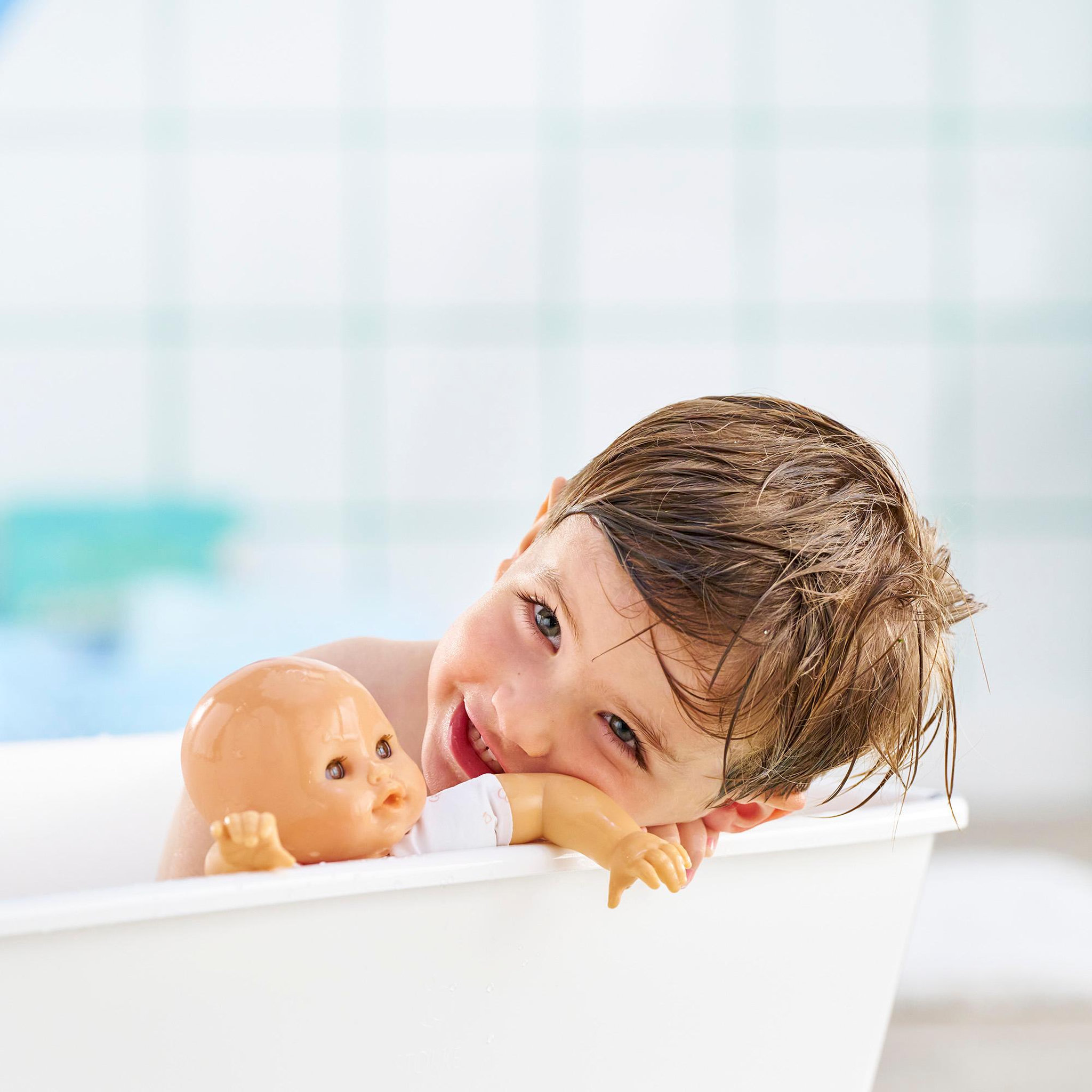 Voir la diapositive 2 : Corolle Poupon Bébé Bain Coralie - Bloomer