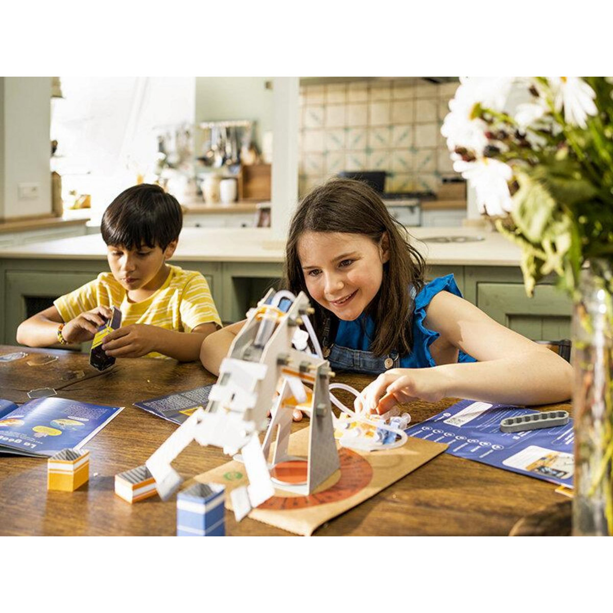 Smartbox Abonnement Pandacraft Makers de 3 mois pour 1 enfant de 8 à 12 ans - Coffret Cadeau Sport & Aventure