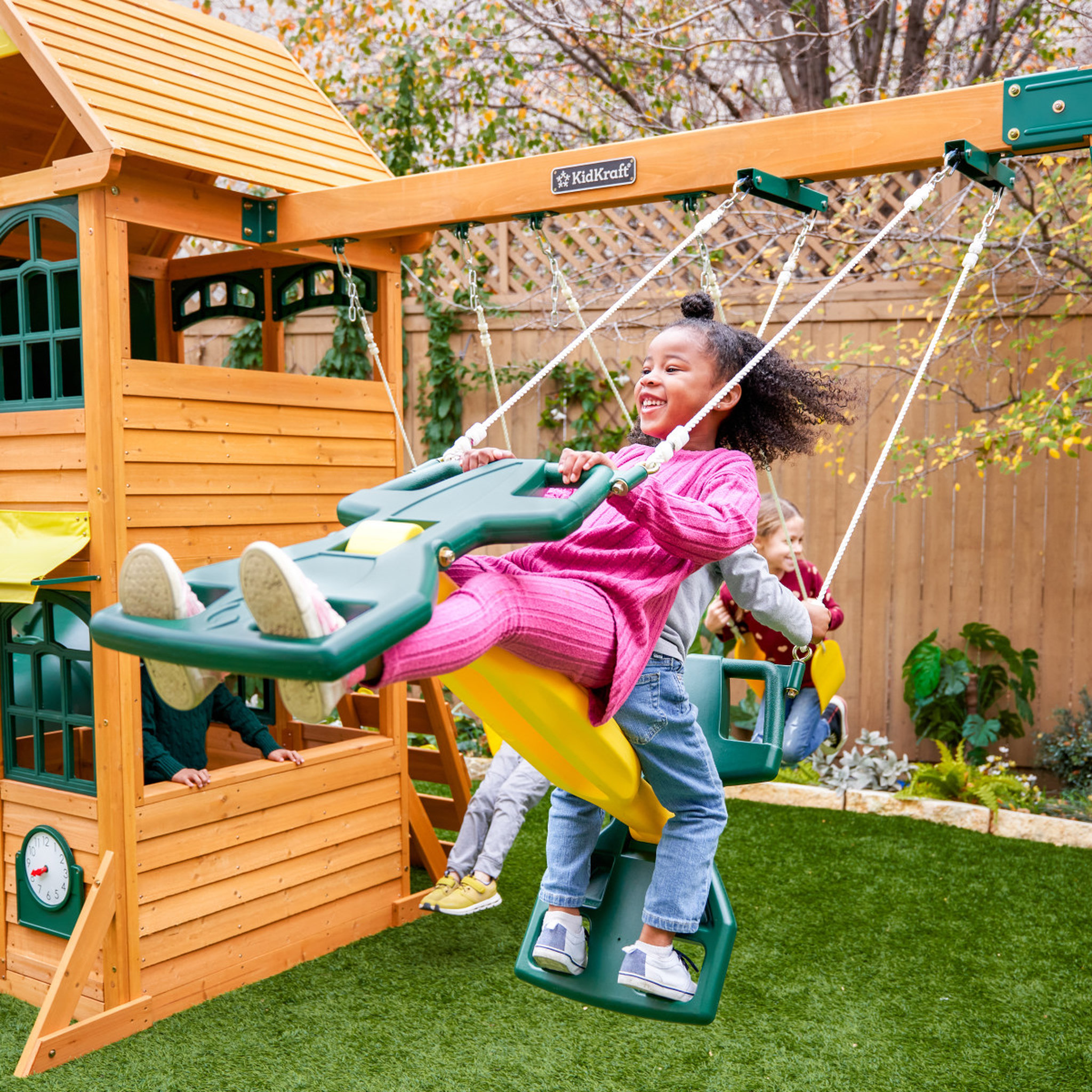 Voir la diapositive 6 : Kidkraft Aire de jeux avec toboggan - Bois - 2,89m - CLOVERDALE FORT