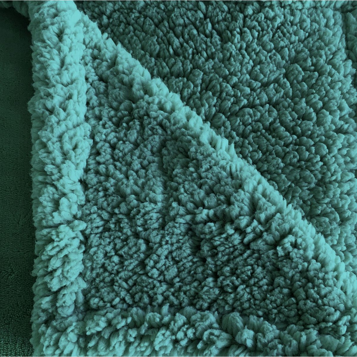 ACTUEL Couverture unie bi-matière en polyester 240g/m² WINTER 