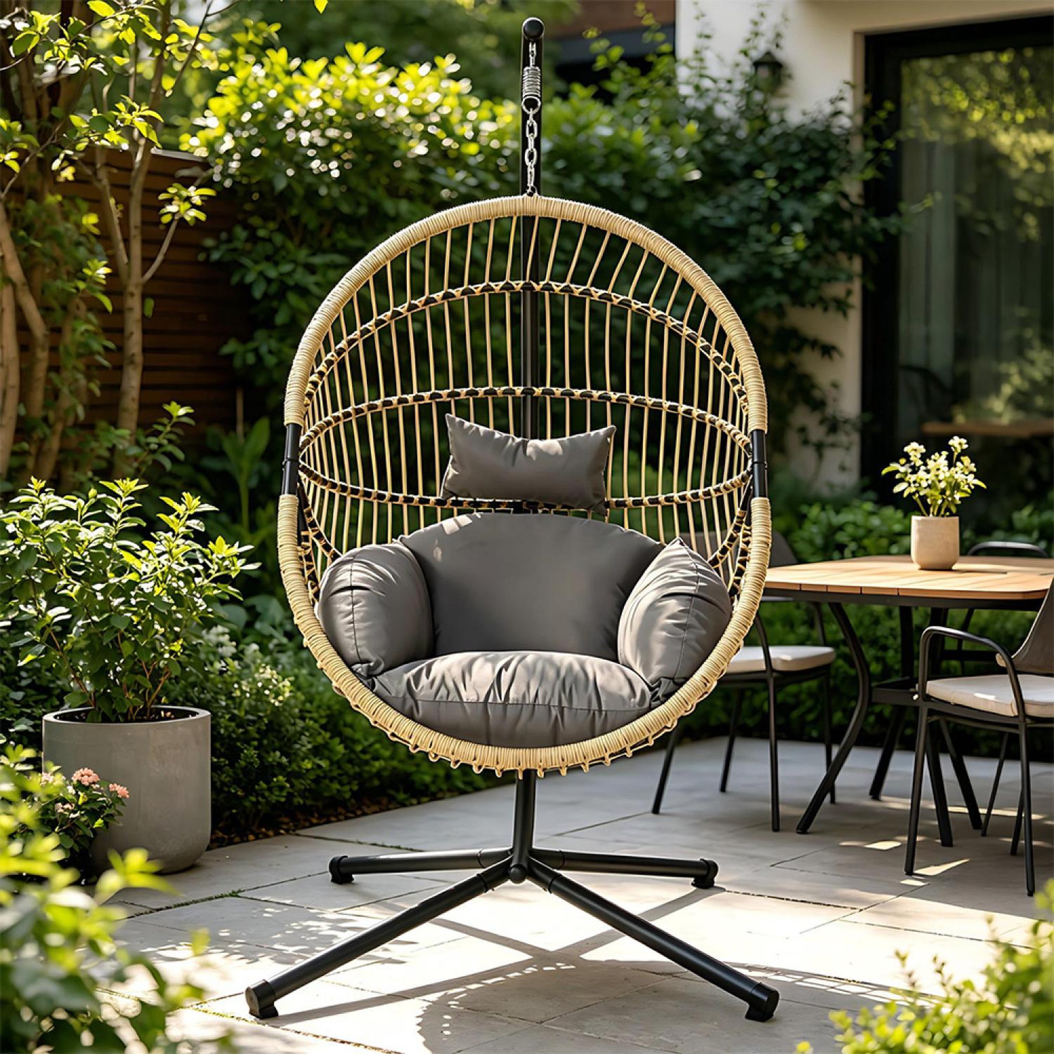 Voir la diapositive 5 : CONCEPT USINE Fauteuil suspendu effet rotin avec coussin gris brasilia
