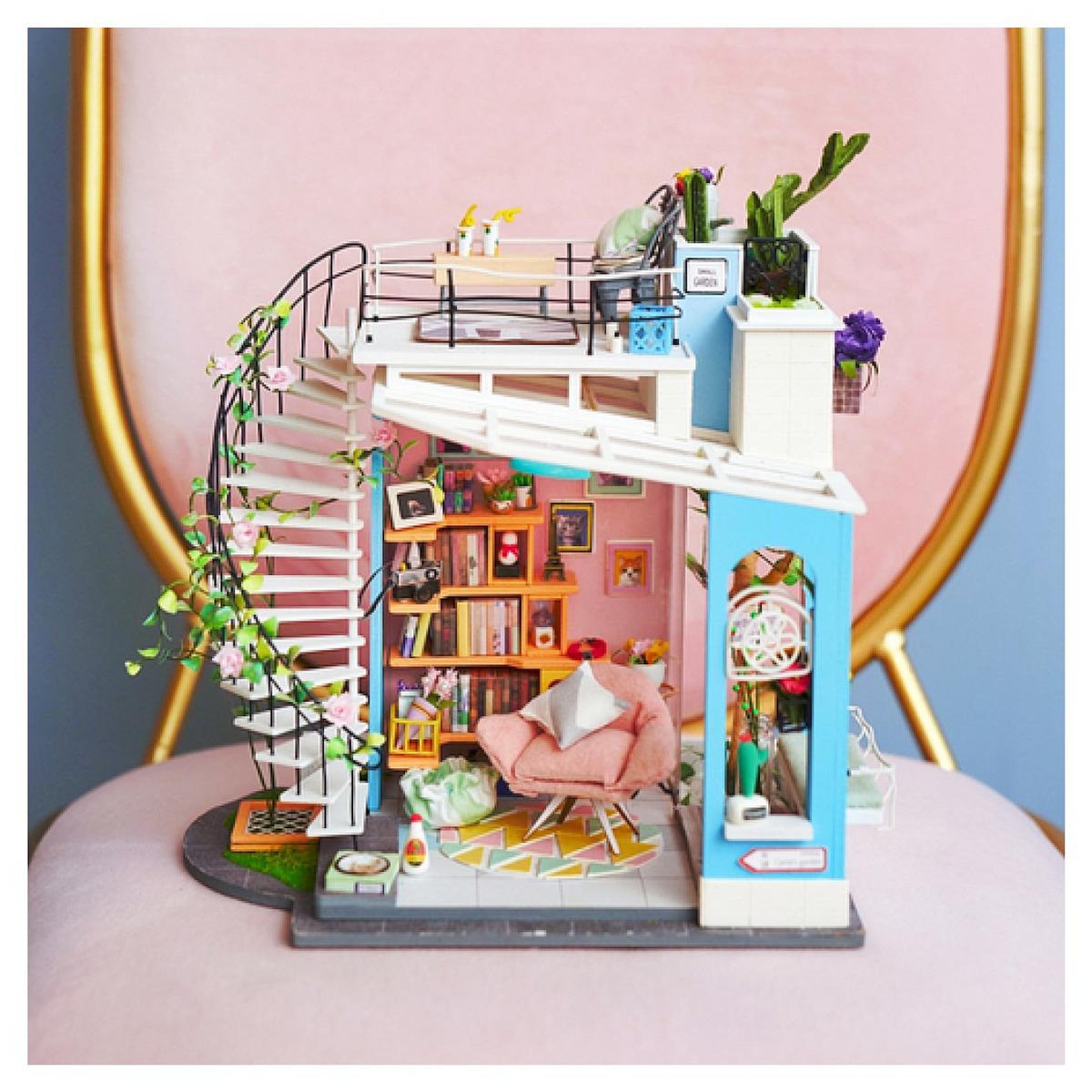 ROBOTIME maquette lumineuse le Loft de Dora