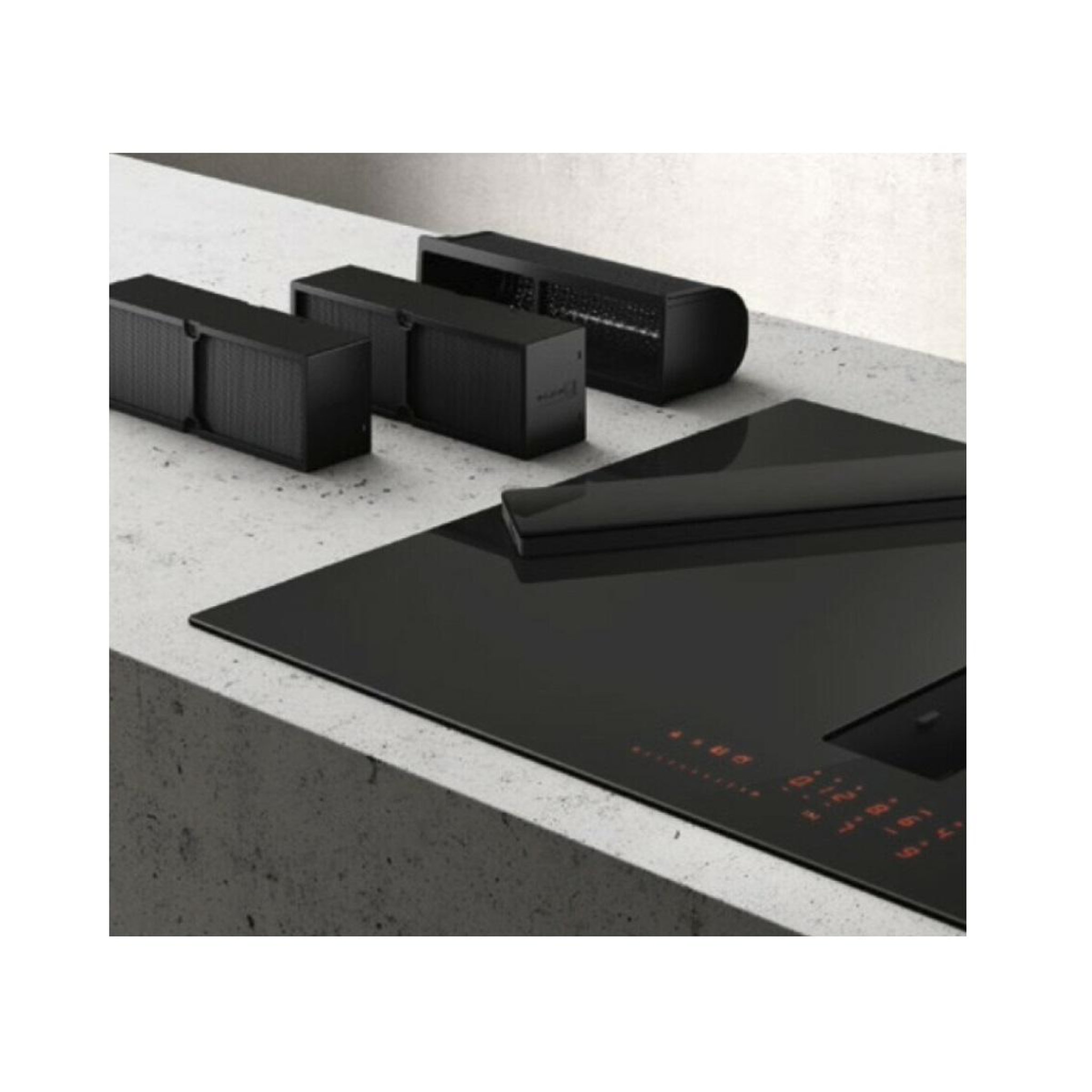 Voir la diapositive 5 : ELICA Plaque de cuisson aspirante induction 78cm 4 feux 7400w noir - PRF0193270